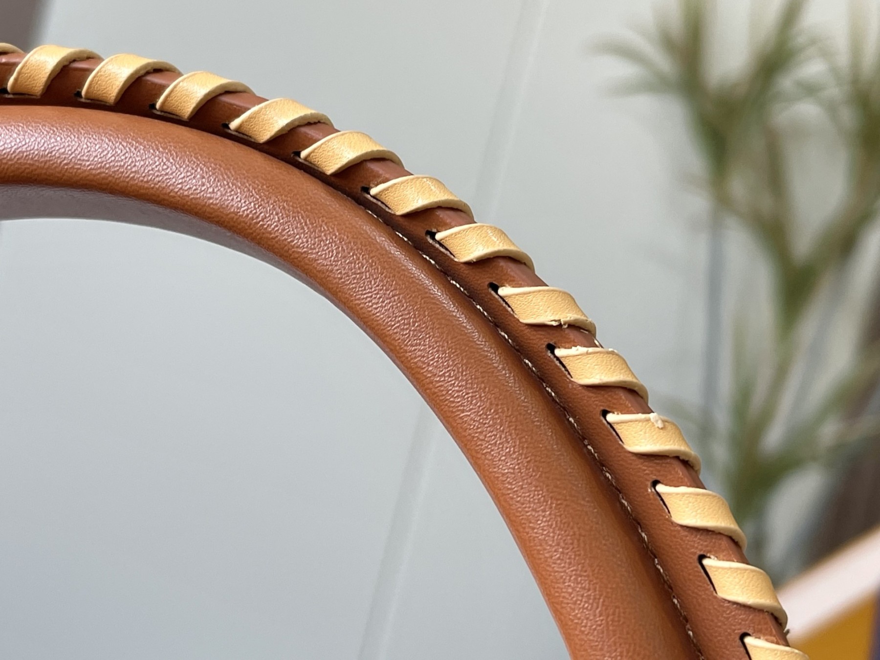 louis-capucines-new-arrival-bag-03-7115