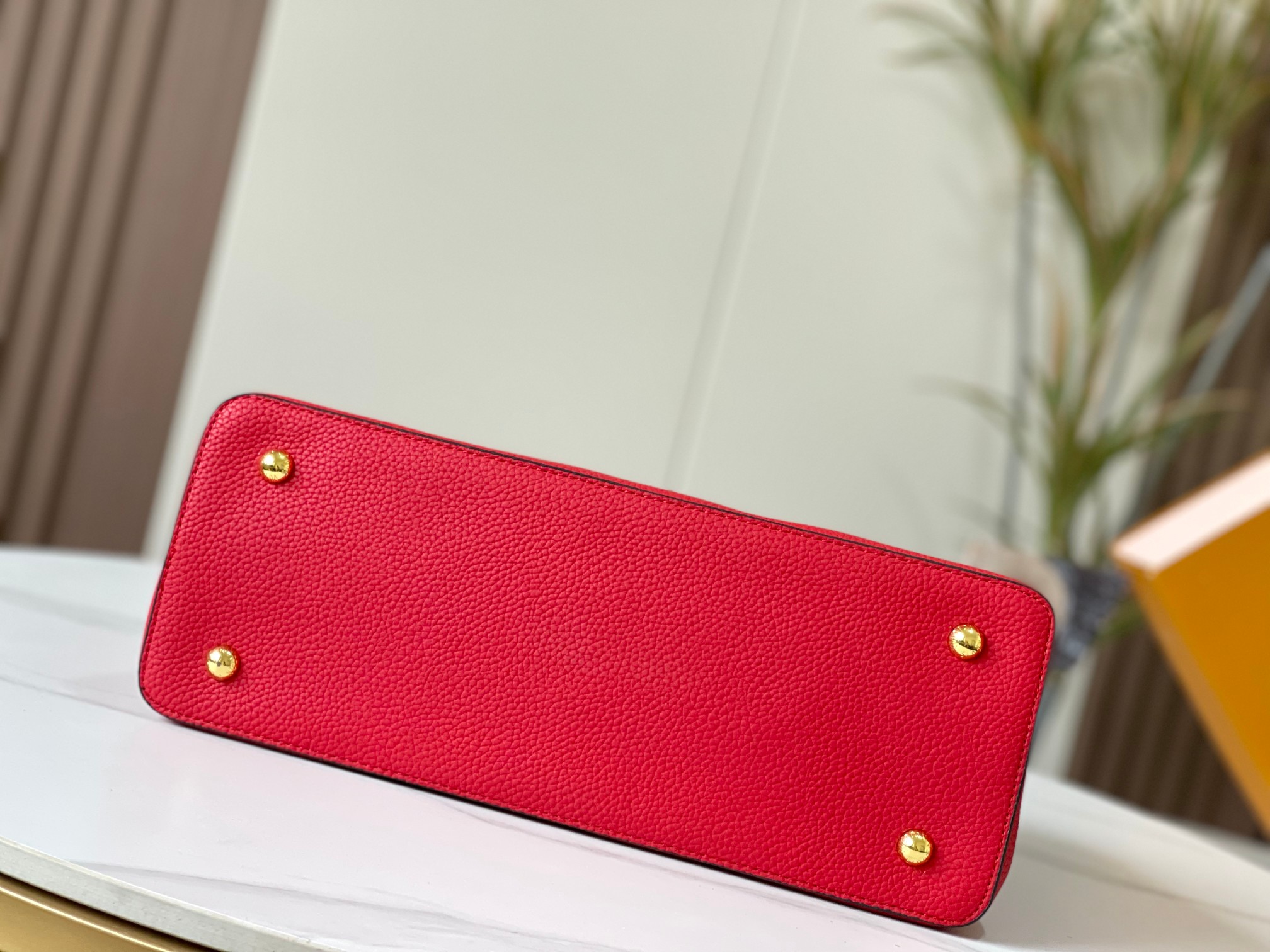 Louis Capucines new arrival bag size: 36*23*14cm