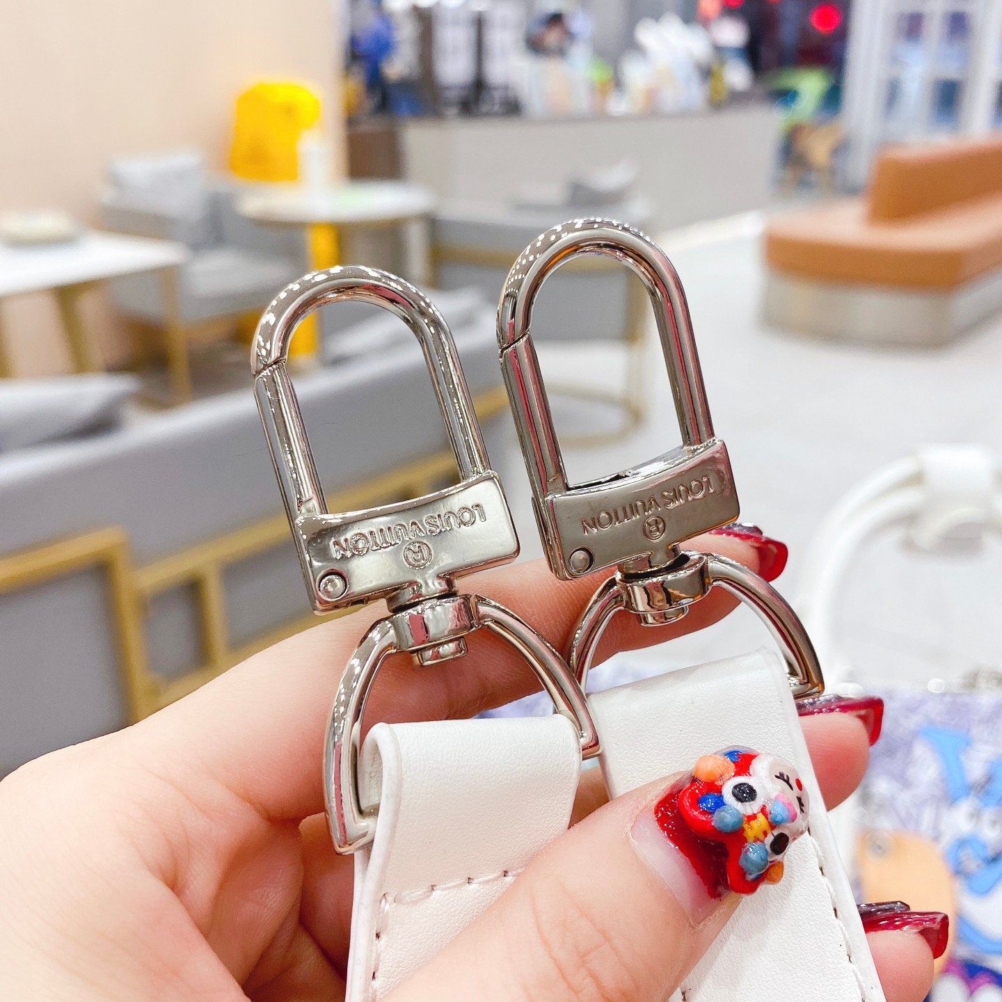 Louis M21863  KEEPALL BANDOULI��RE 50 bag size: 50*29*23 cm