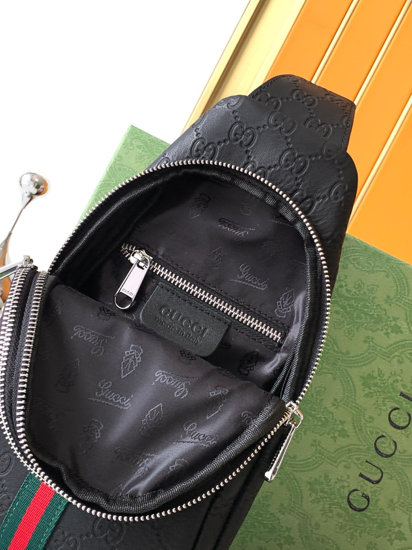 GG new arrival men bag size : 16.5x30x6 cm