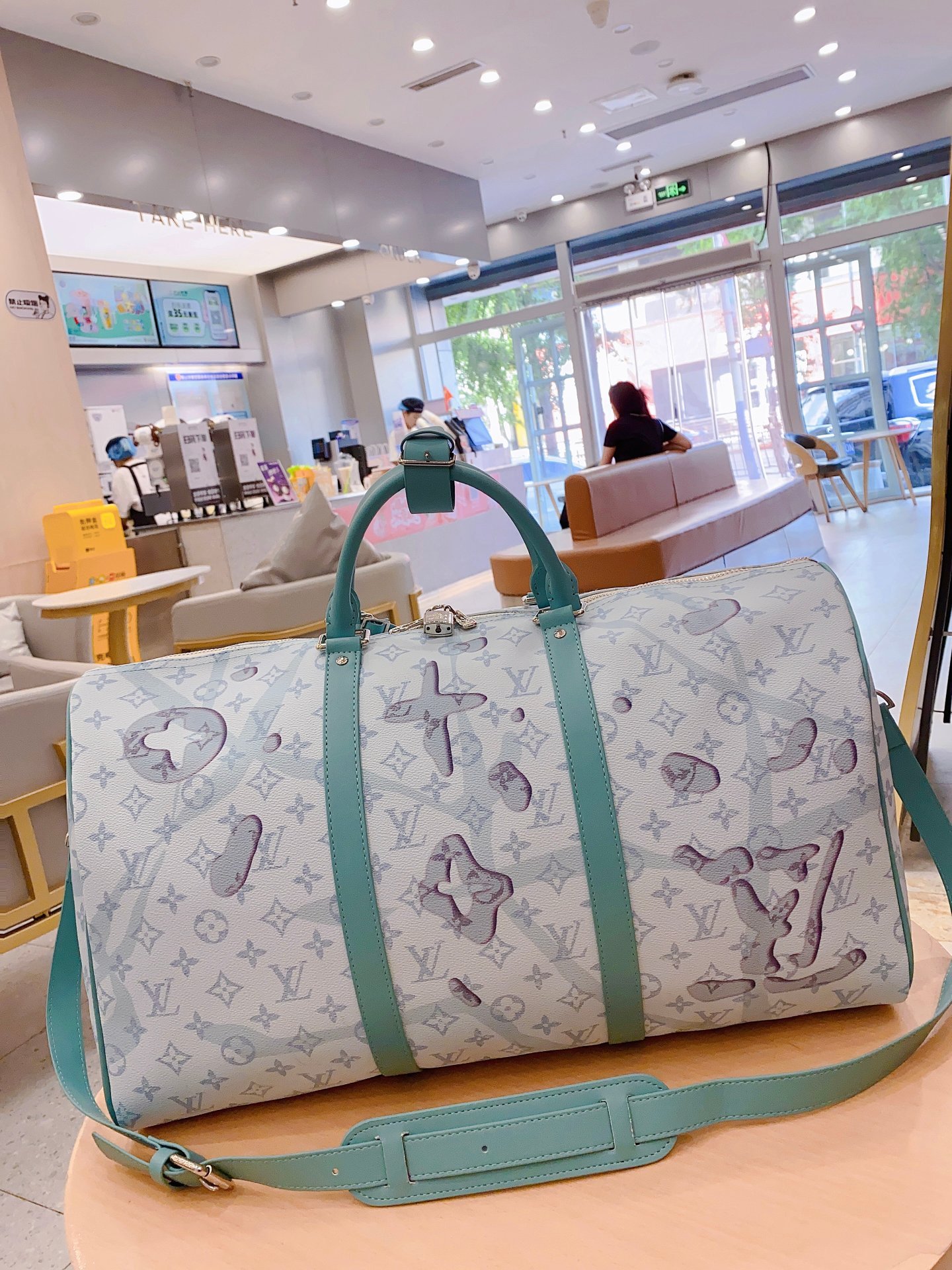 Louis N50069 KEEPALL BANDOULI��RE 50 Damier Salt bag size: 50*29*23 cm