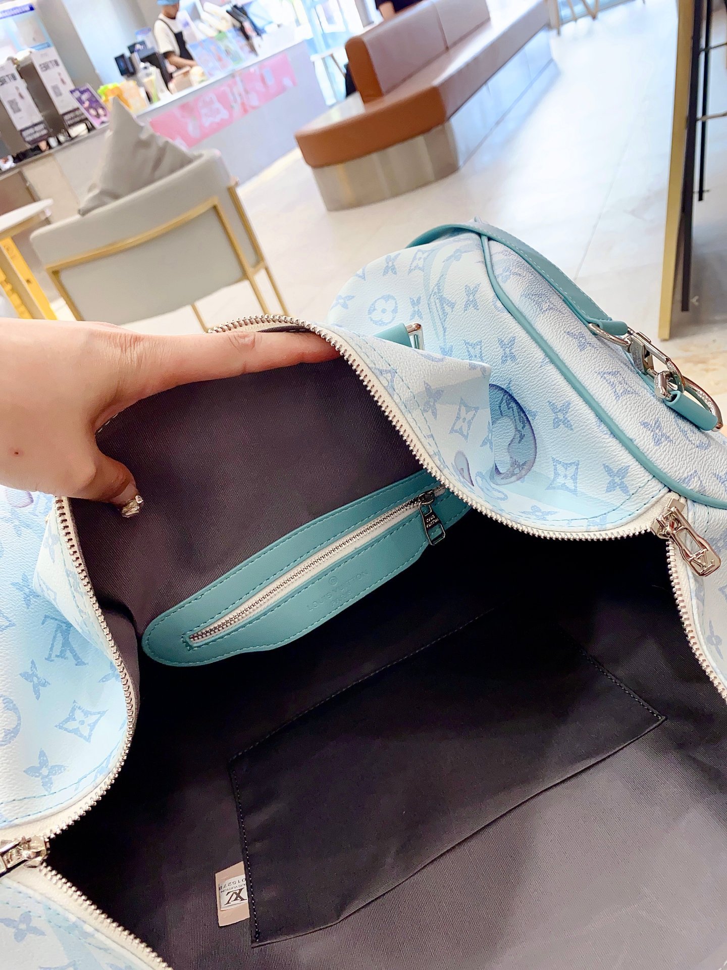 Louis N50069 KEEPALL BANDOULI��RE 50 Damier Salt bag size: 50*29*23 cm