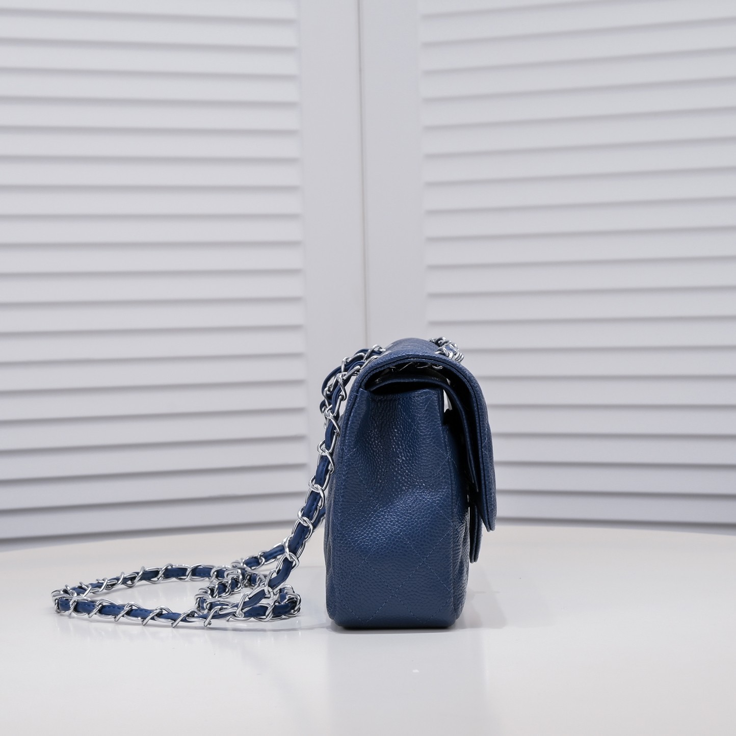 cc-cf2-55-caviar-leather-bag-8-colors-size-25-5-16-6-5cm-9230