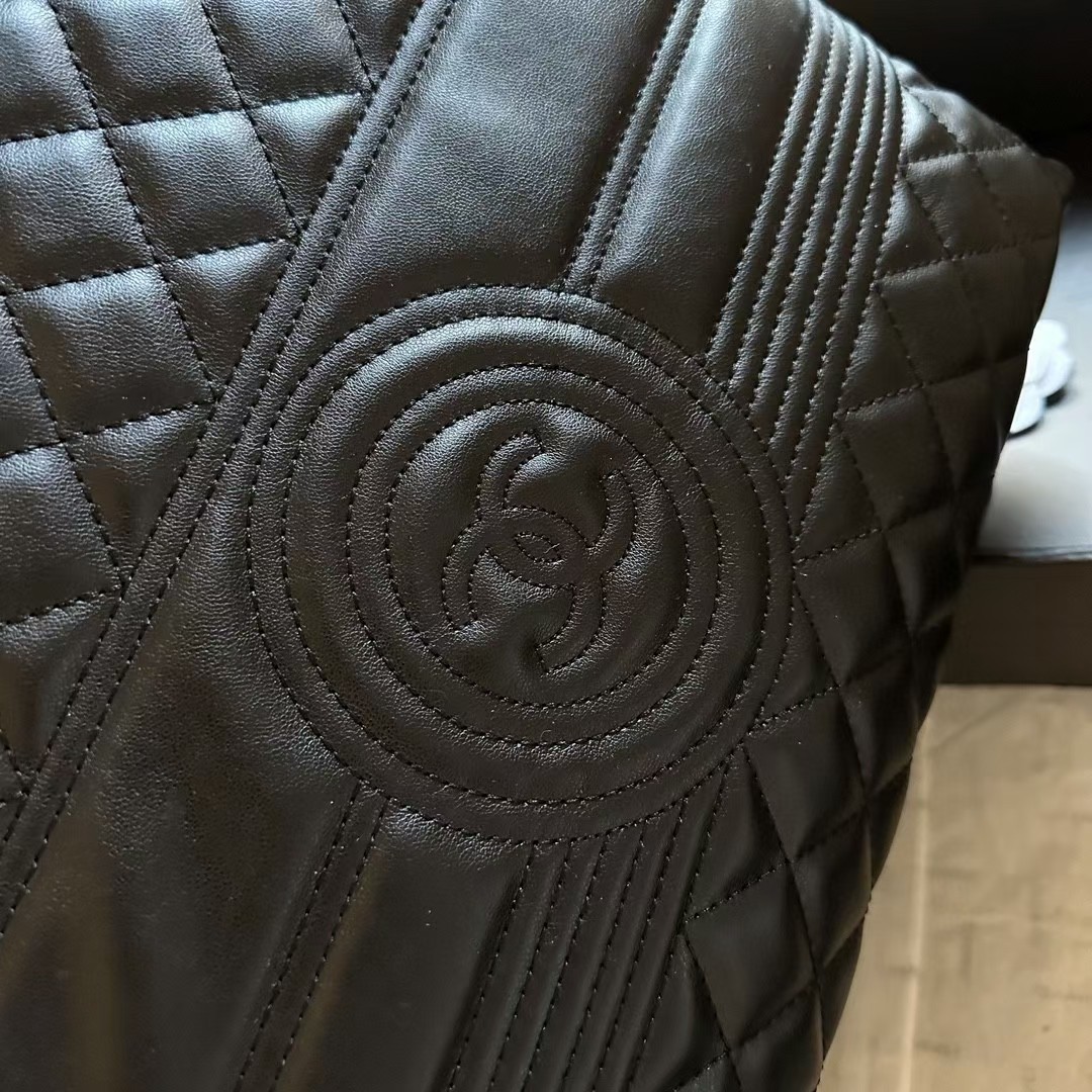 Cc new arrival tote bag size: 28 cm