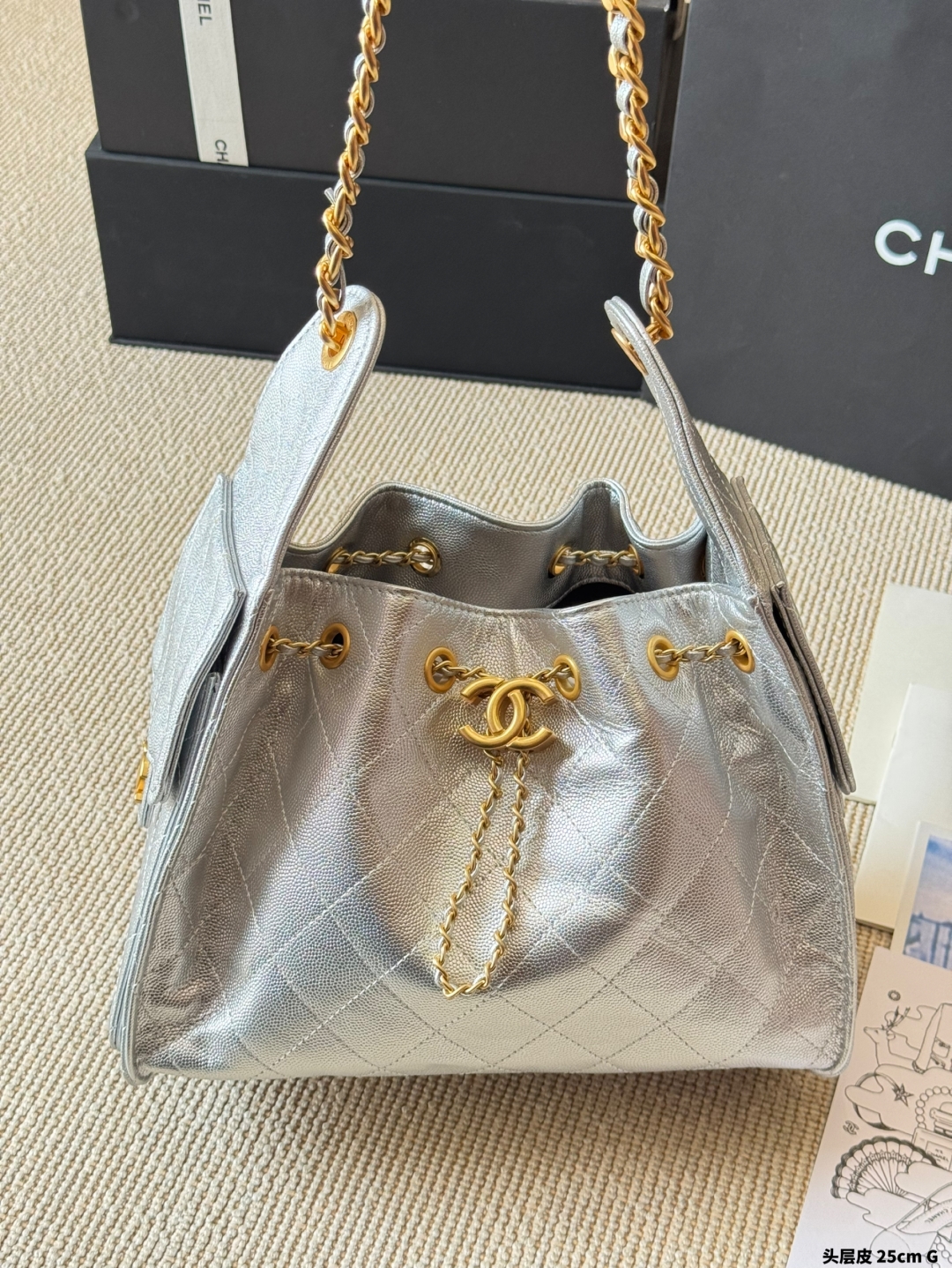 Cc new arrival 25s hobo silver bag size: 25*20  cm