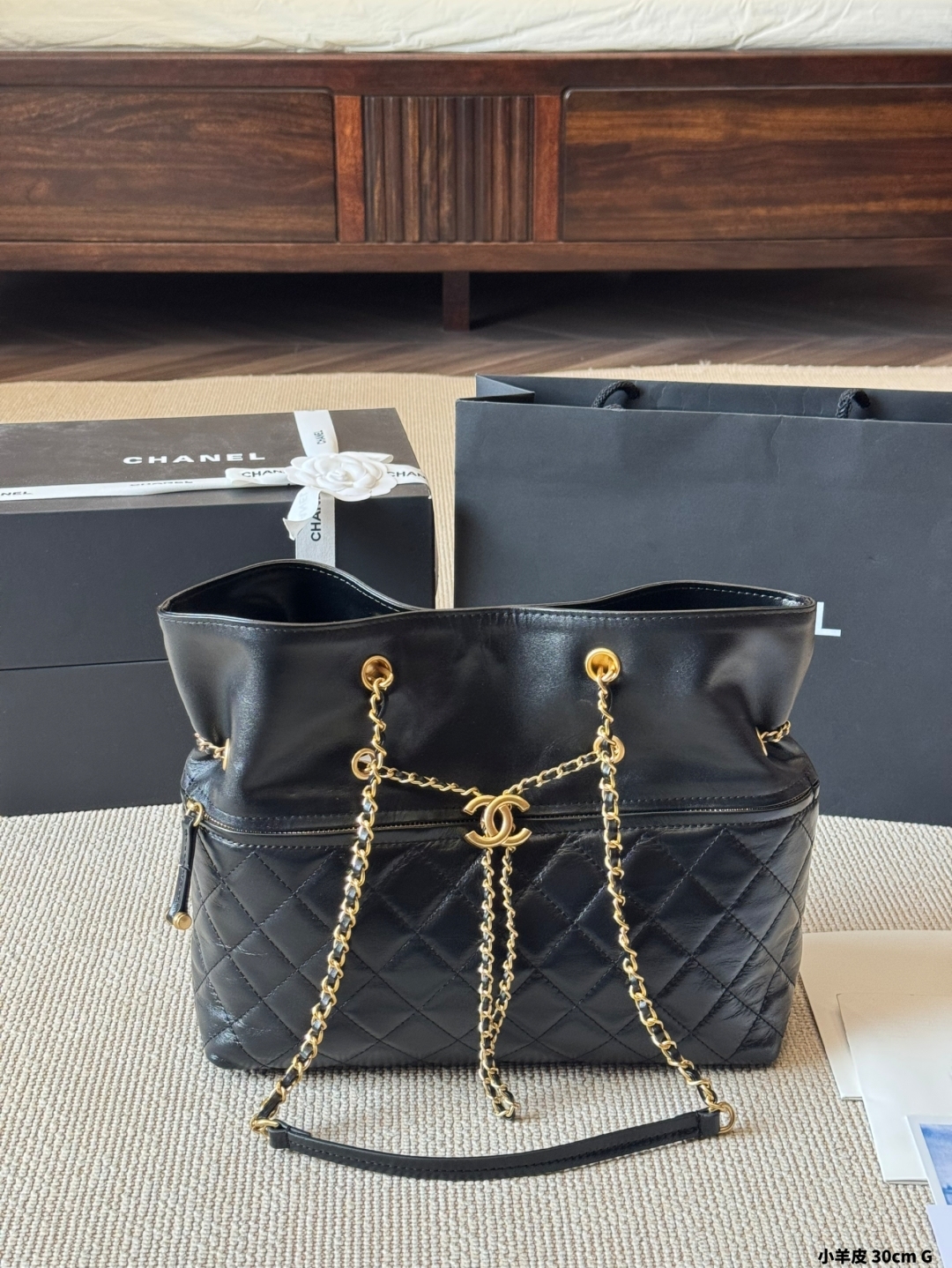 cc-new-arrival-tote-chain-bag-size-30-25-cm-3879