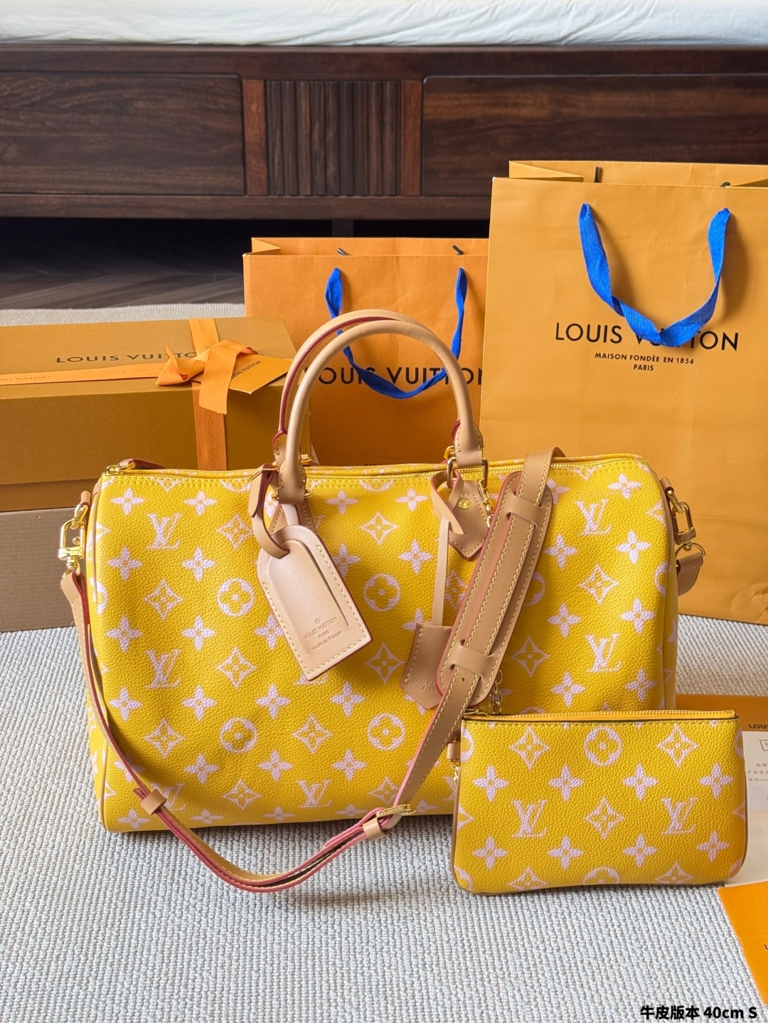 louis-new-arrival-yellow-speedy-bag-size-40-cm-4763