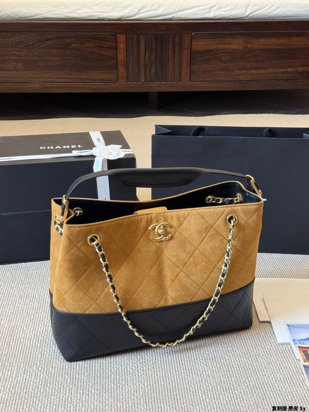 cc 25A Bucket Bag size: 35*23 cm