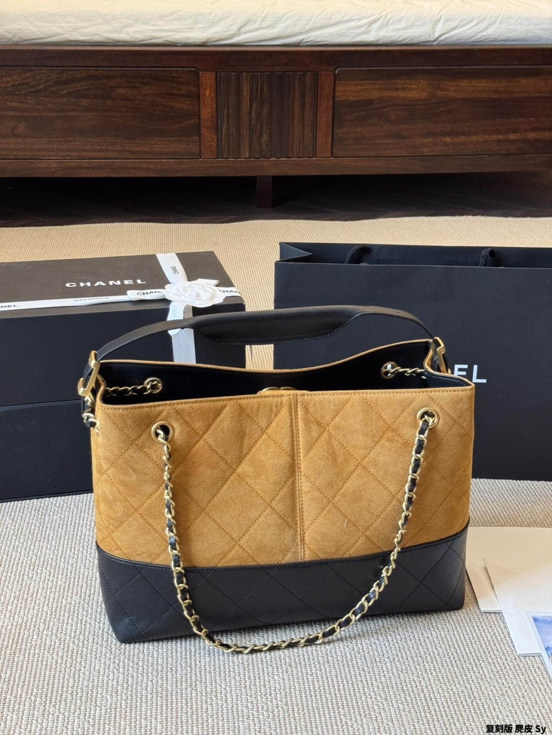 cc 25A Bucket Bag size: 35*23 cm