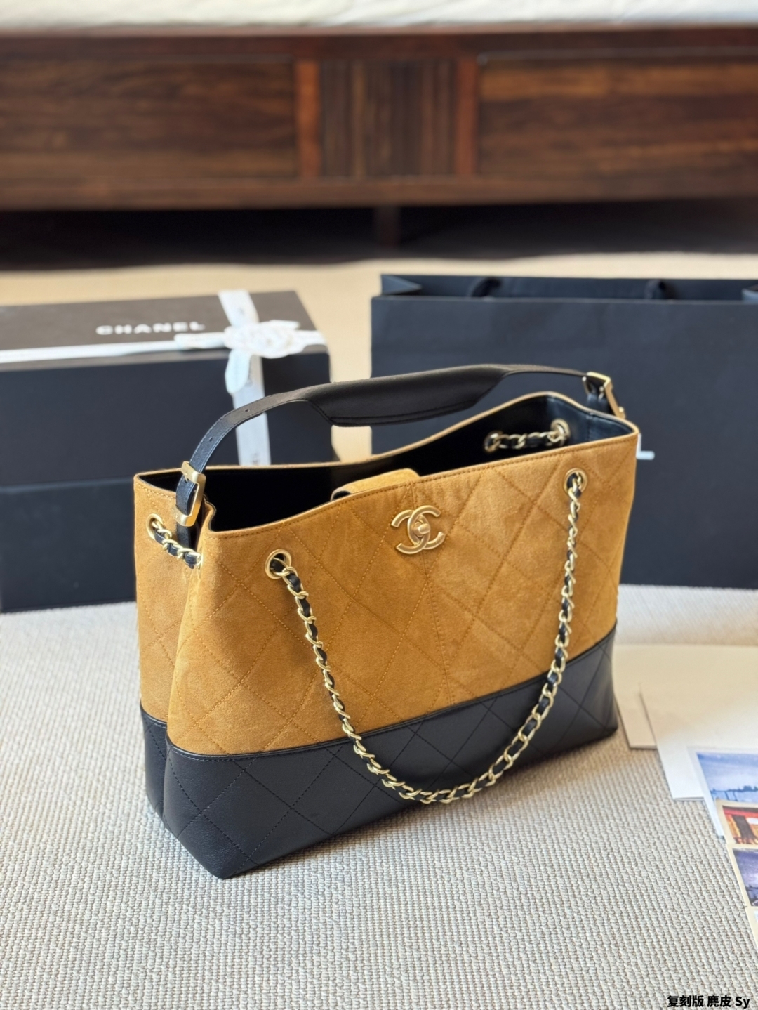 cc 25A Bucket Bag size: 35*23 cm