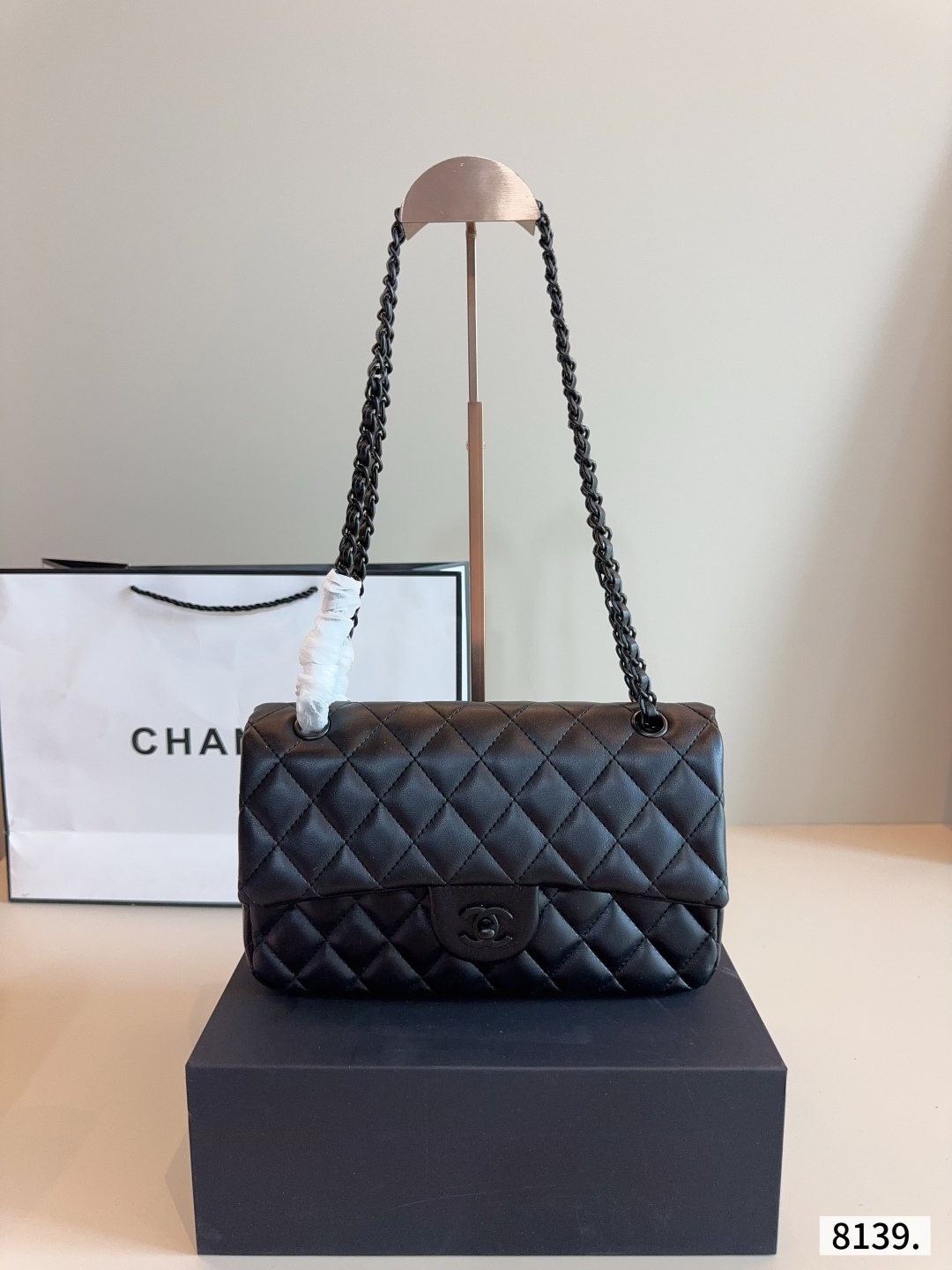 cc-new-arrival-cf-chanin-bag-size-25-6-17-cm-959