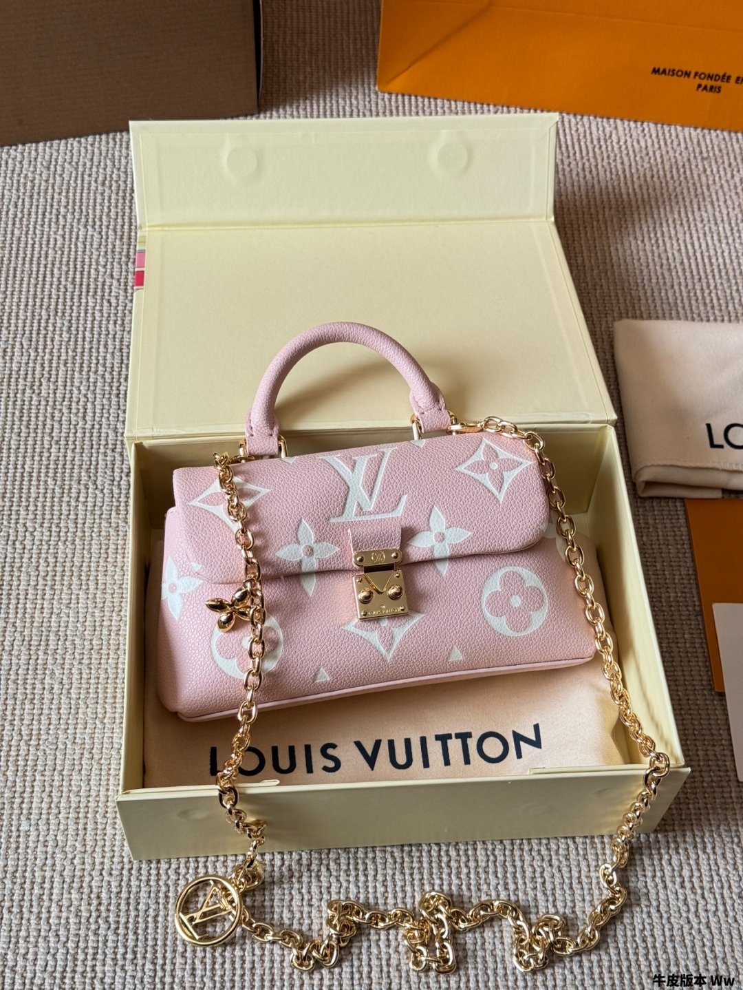 Louis new arrival madeleine bb bag size: 25*16cm