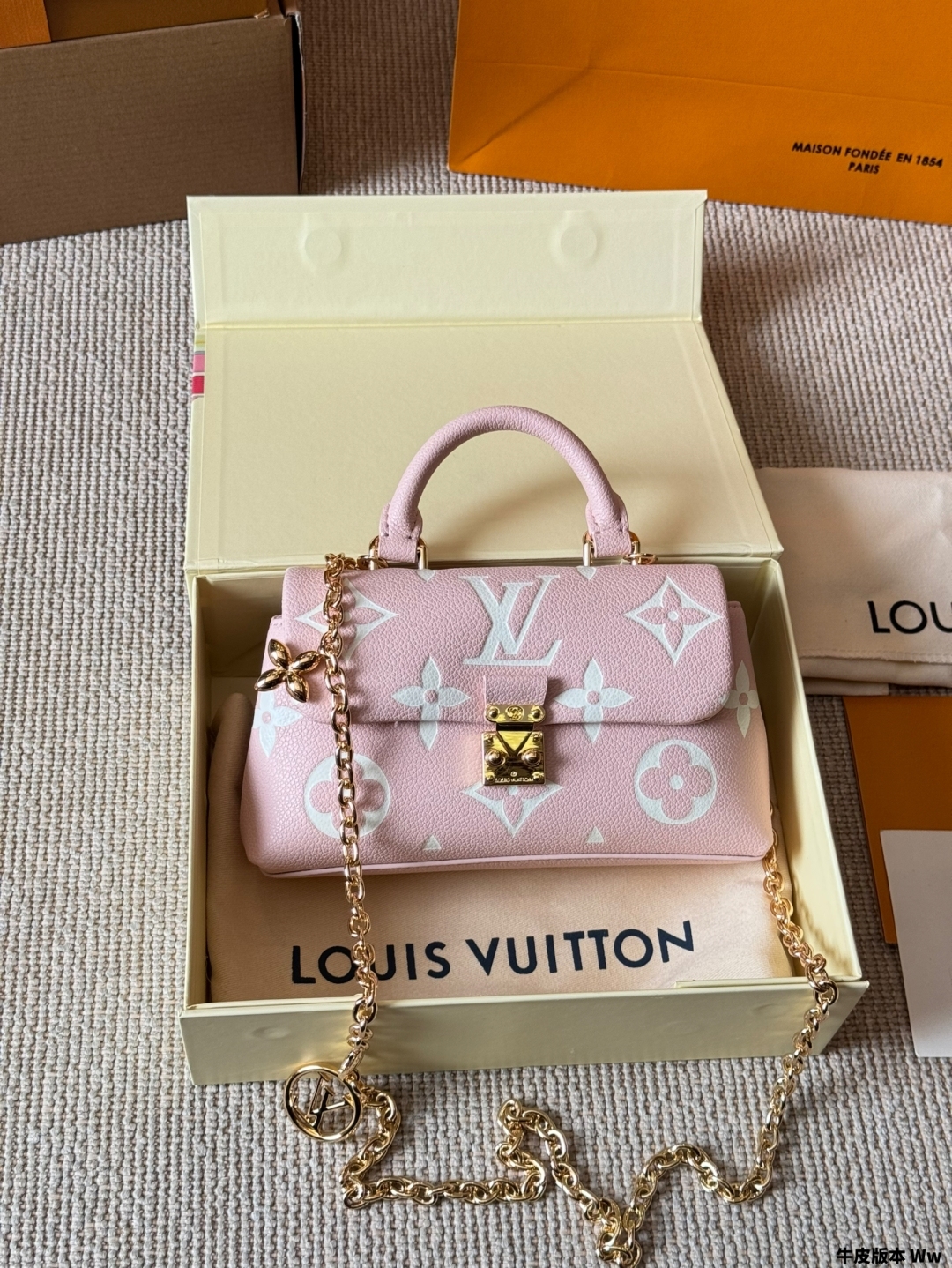 Louis new arrival madeleine bb bag size: 25*16cm