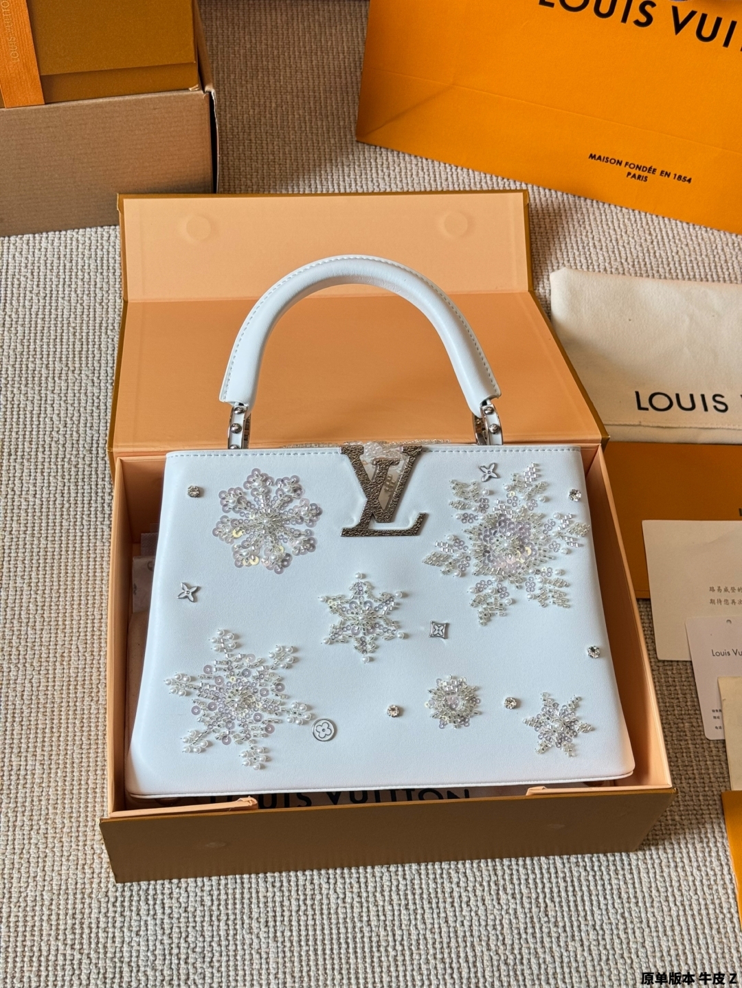 louis-capucines-new-arrival-bag-08-9780