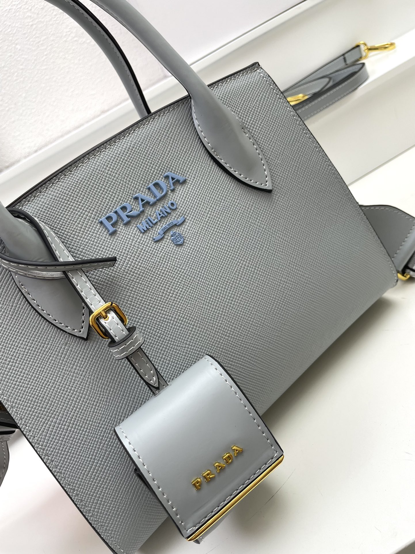 pra-monochrome-new-arrival-bag-size-24-18-12cm-1719