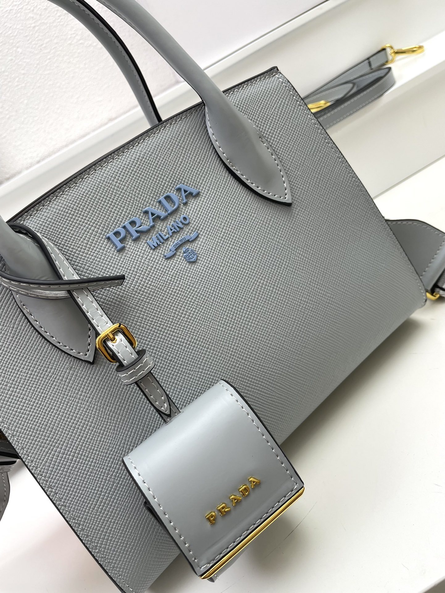 pra-monochrome-new-arrival-bag-size-24-18-12cm-1719