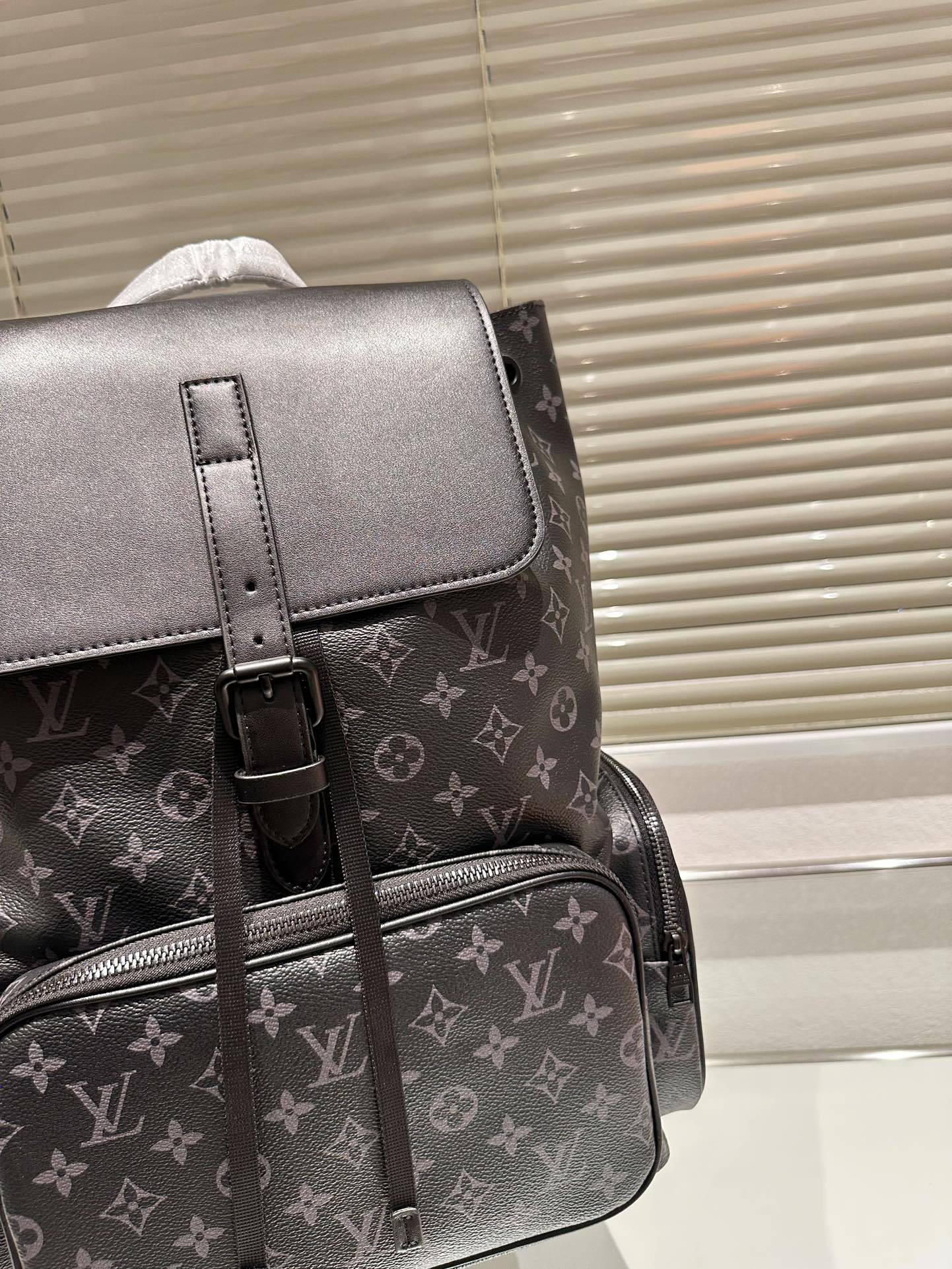 louis-petite-malle-monogram-backpack-bag-size-37-45-cm-9458