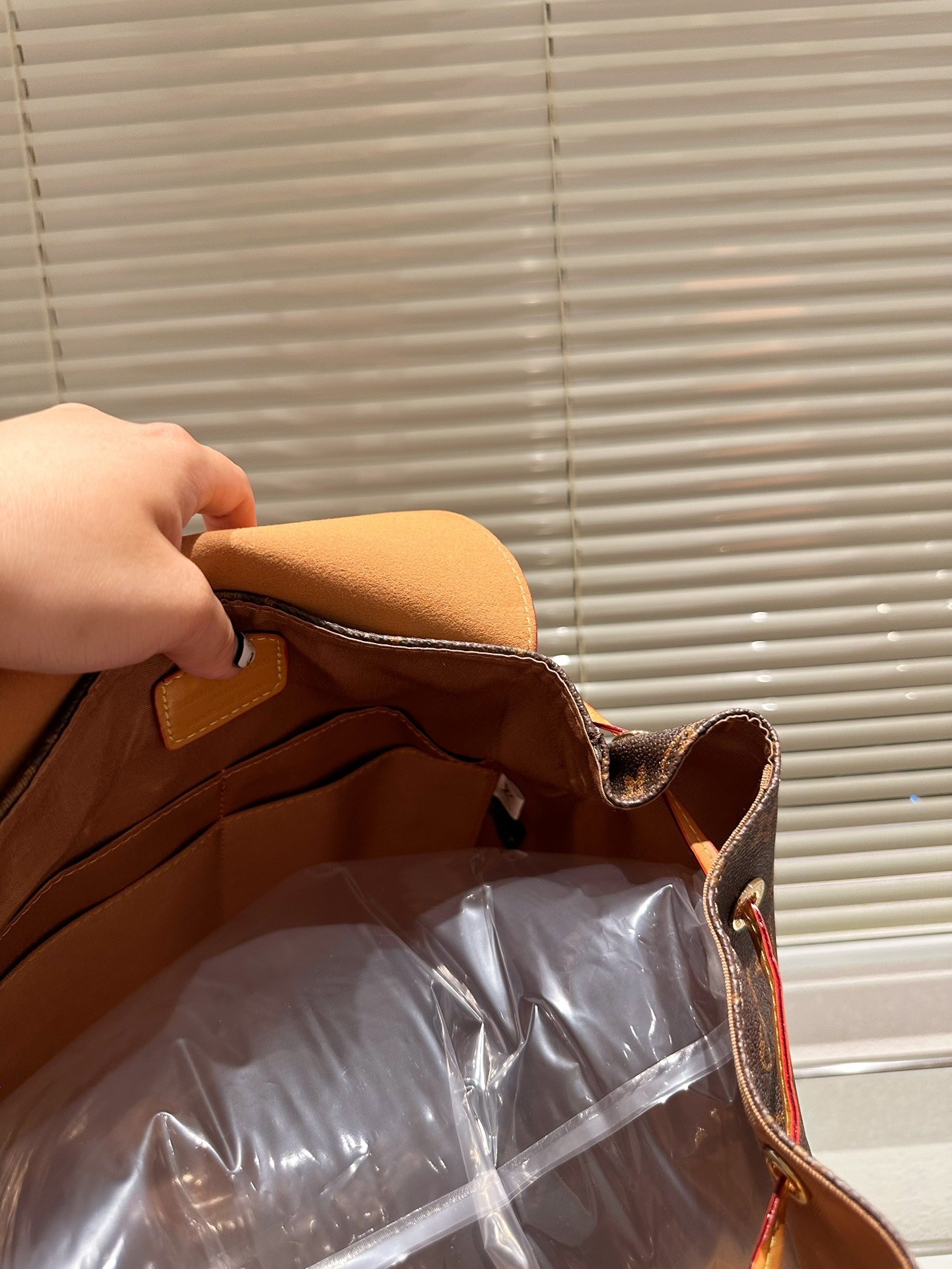 louis-petite-malle-monogram-backpack-bag-size-37-45-cm-9458