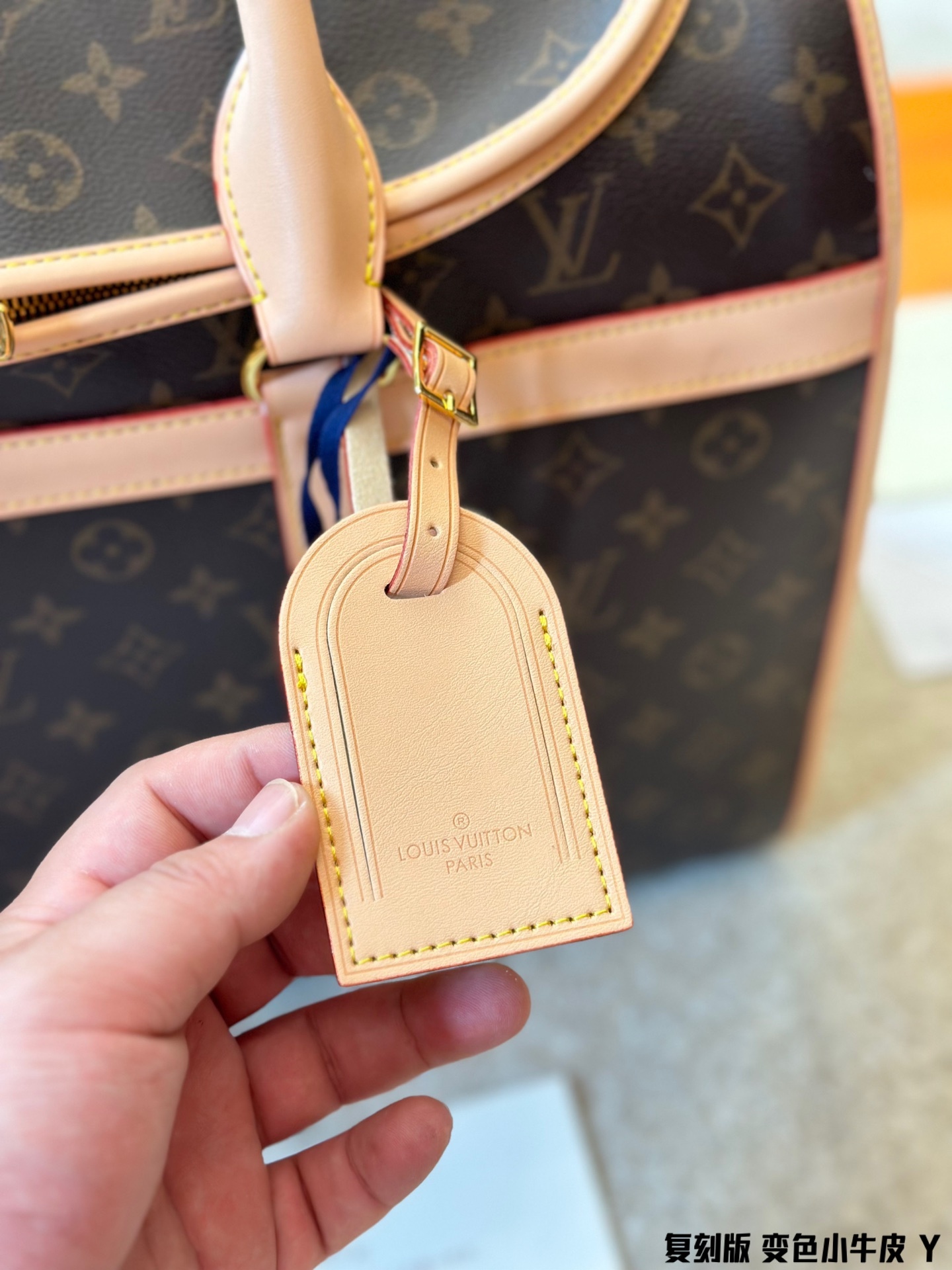 L pet bag size  46 * 32cm