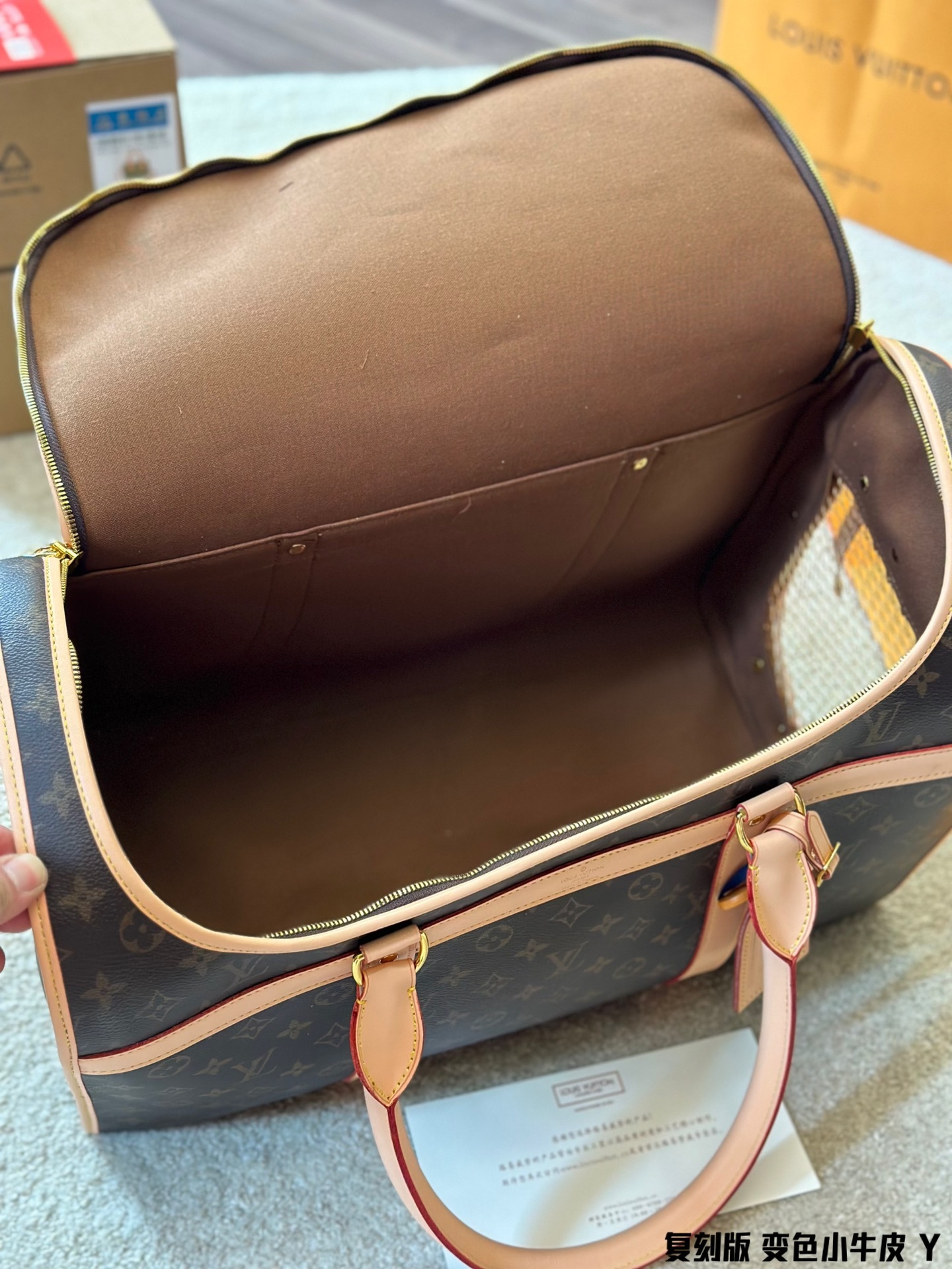 L pet bag size  46 * 32cm