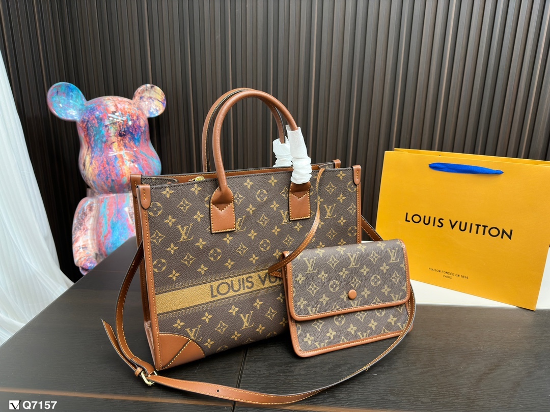 louis-new-arrival-tote-bag-size-35-27cm-9760