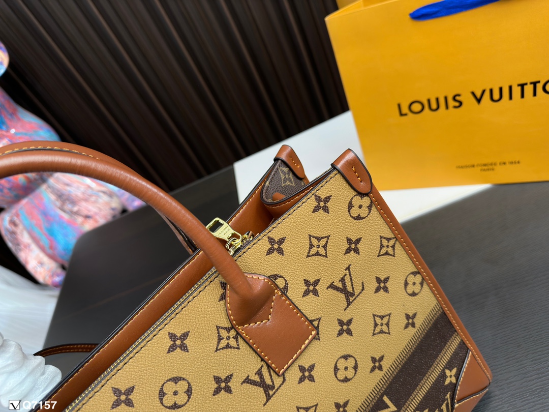 louis-new-arrival-tote-bag-size-35-27cm-9760