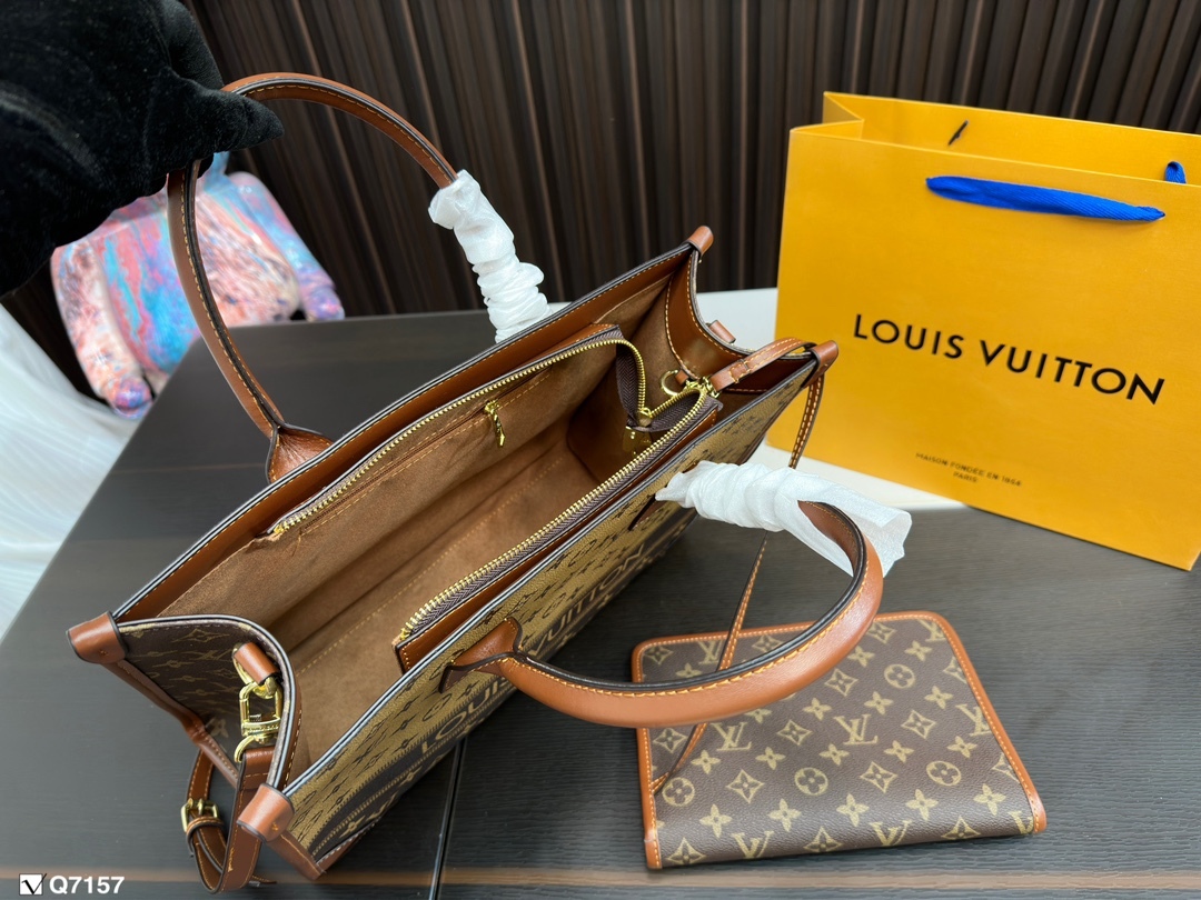 louis-new-arrival-tote-bag-size-35-27cm-9760