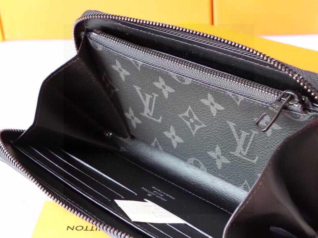 Louis new arrival Trunk men's wallet size: 19x10 cm