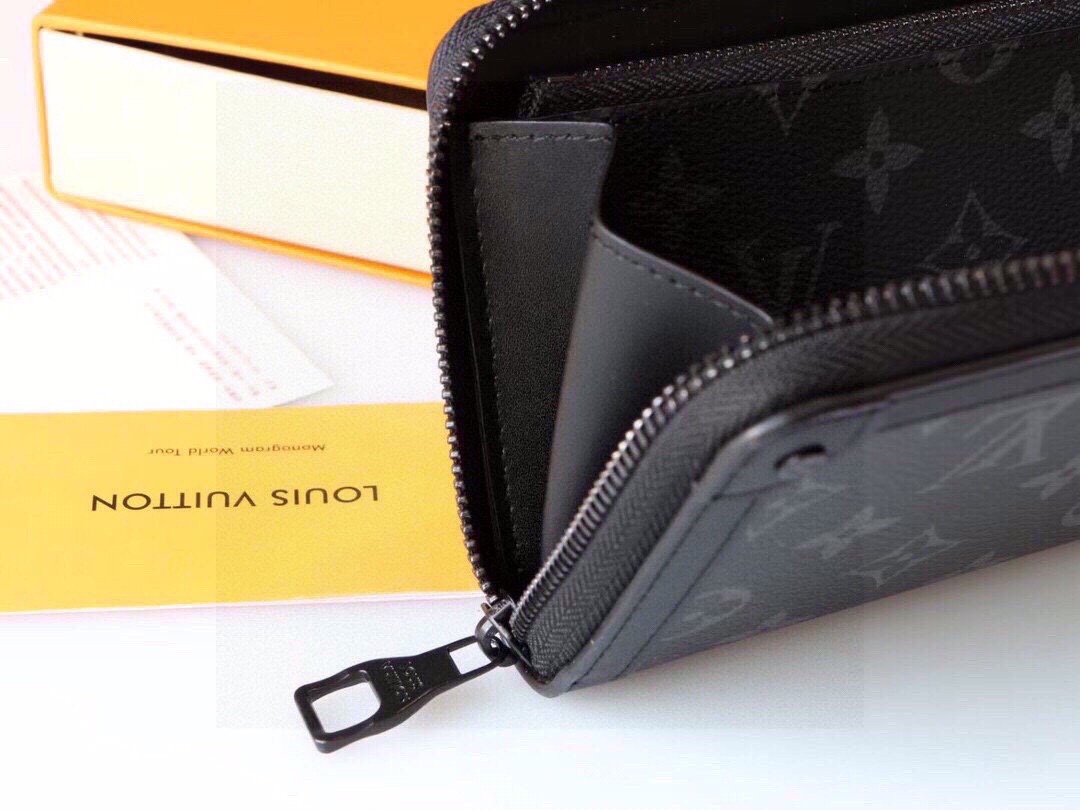 Louis new arrival Trunk men's wallet size: 19x10 cm