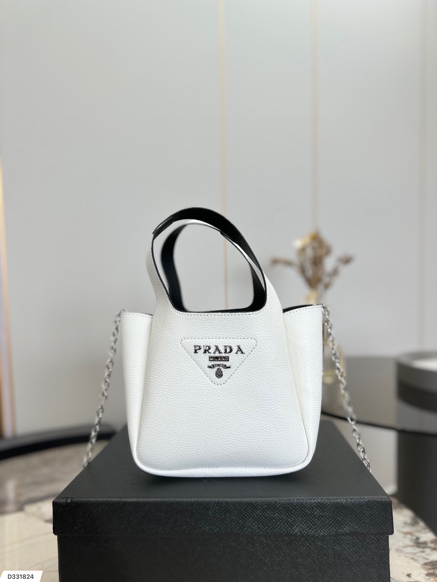 pra-new-arrival-tote-bag-size-20-5-16-cm-7804