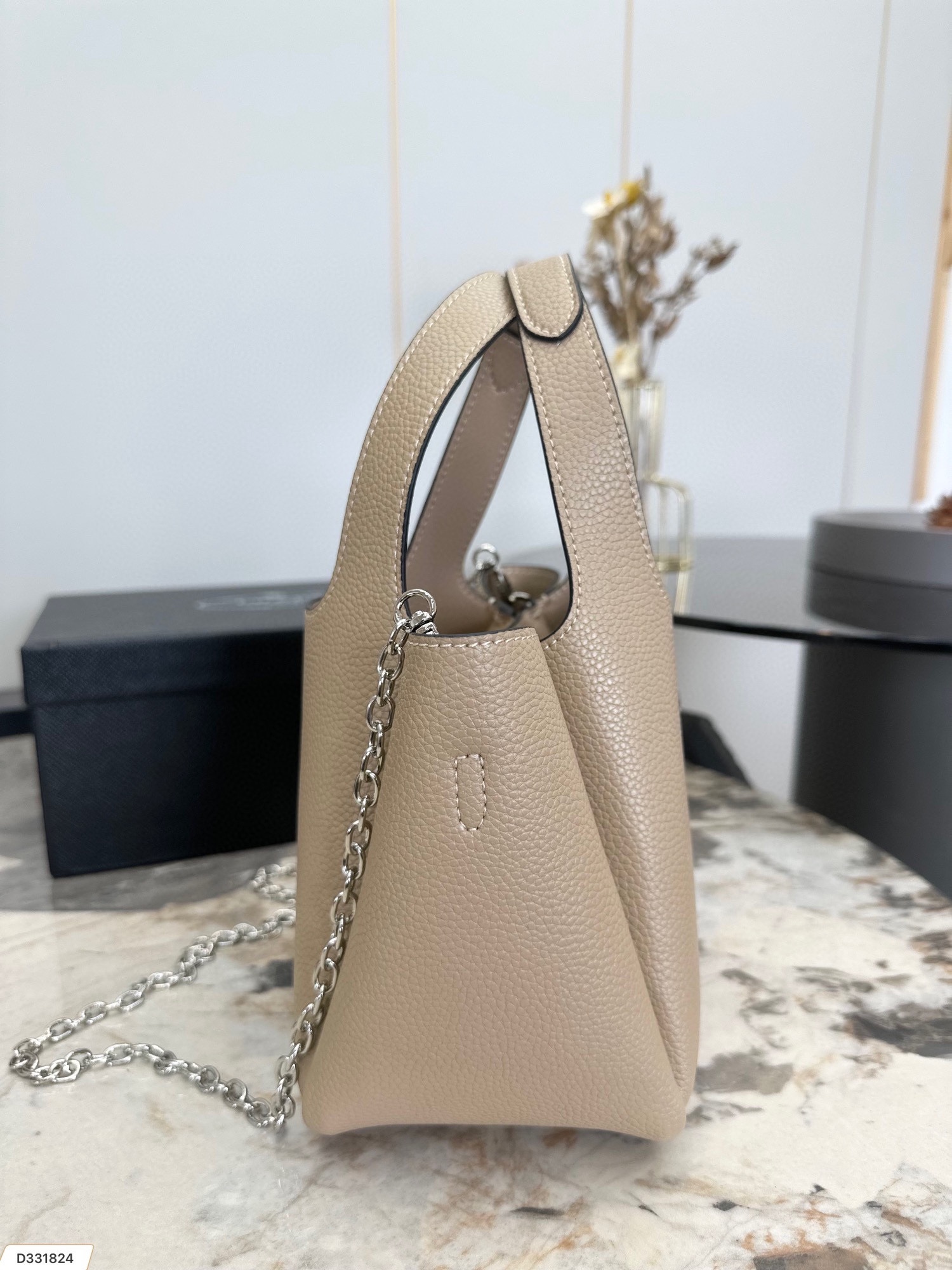 pra-new-arrival-tote-bag-size-20-5-16-cm-7804