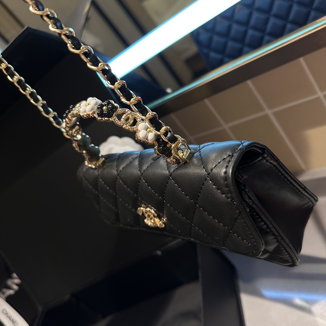 cc-woc-new-arrival-bag-size-19-cm-9891