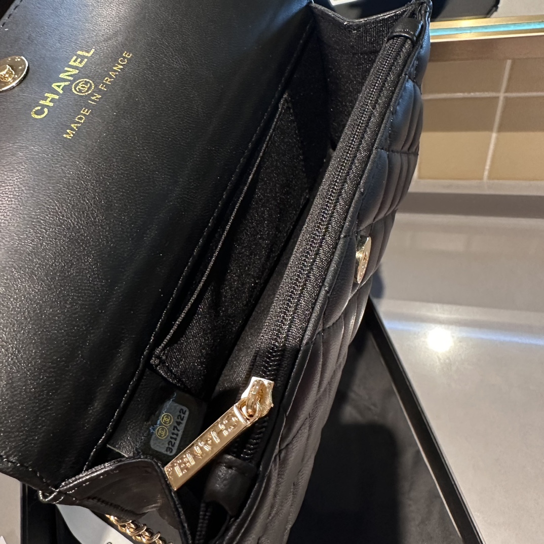 cc-woc-new-arrival-bag-size-19-cm-9891