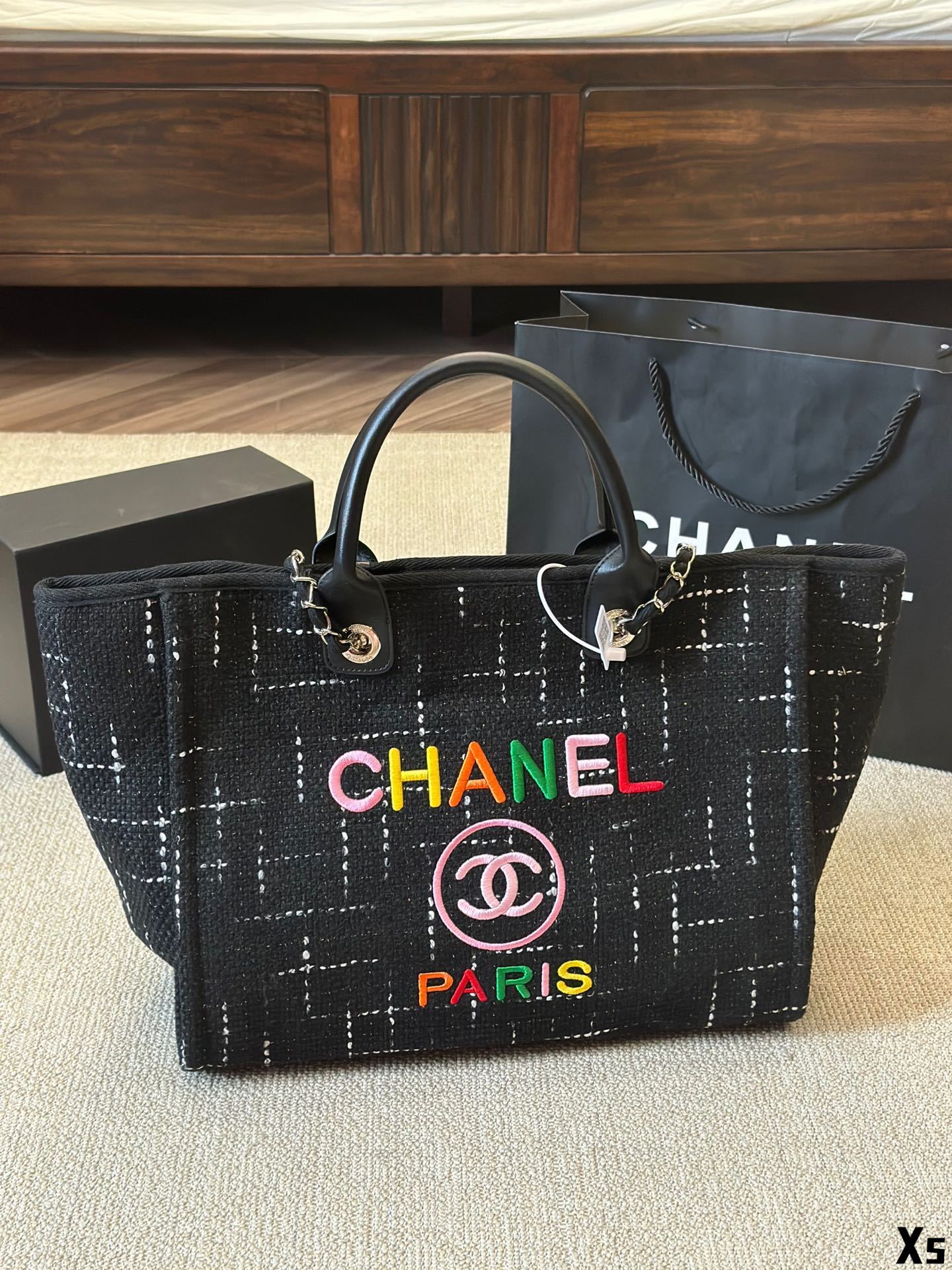 cc-new-arrival-tote-bag-size-37-32-cm-7506