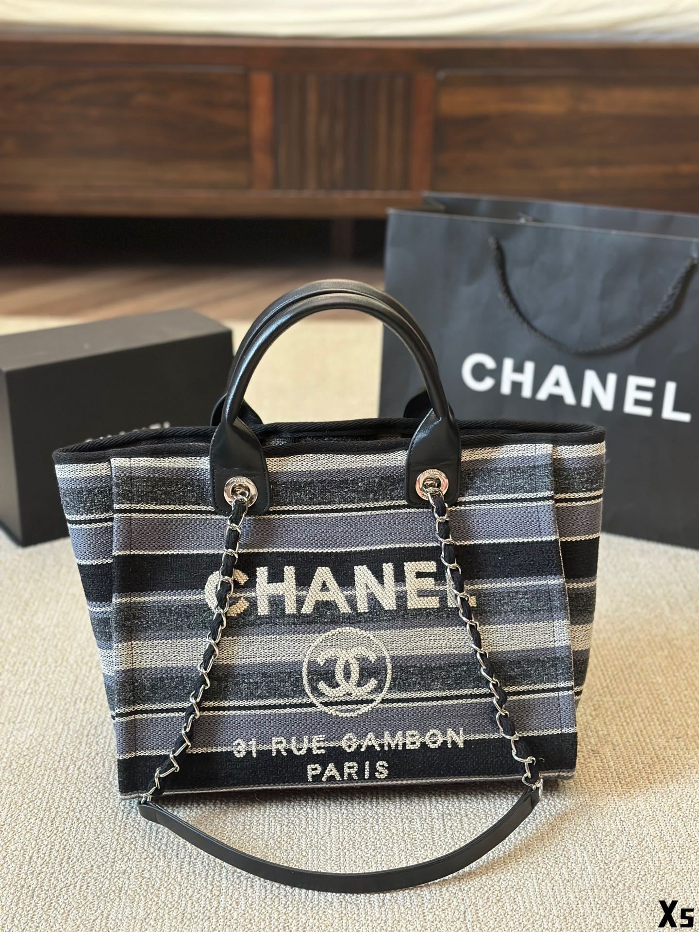 cc-new-arrival-tote-bag-6069