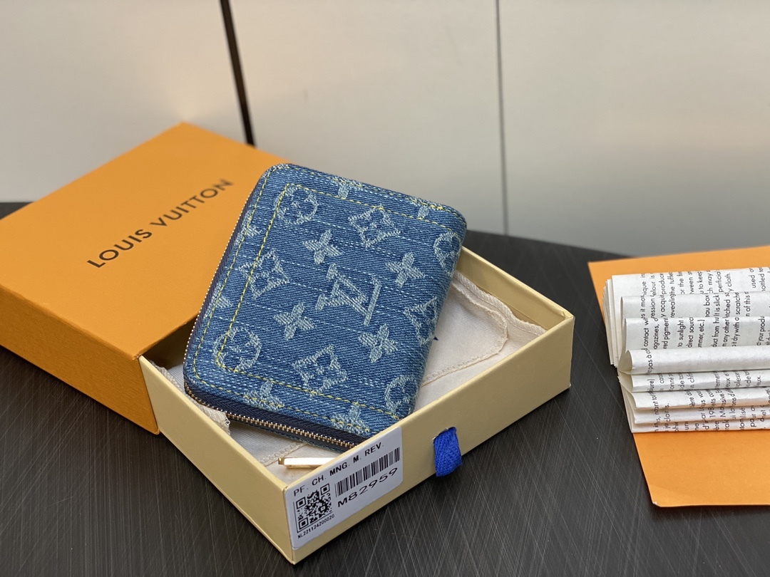 Louis new arrival Zippy Monogram denim wallet size: 11*8.5*2cm