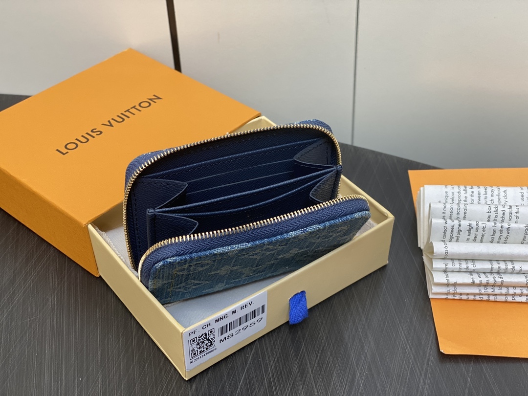 Louis new arrival Zippy Monogram denim wallet size: 11*8.5*2cm