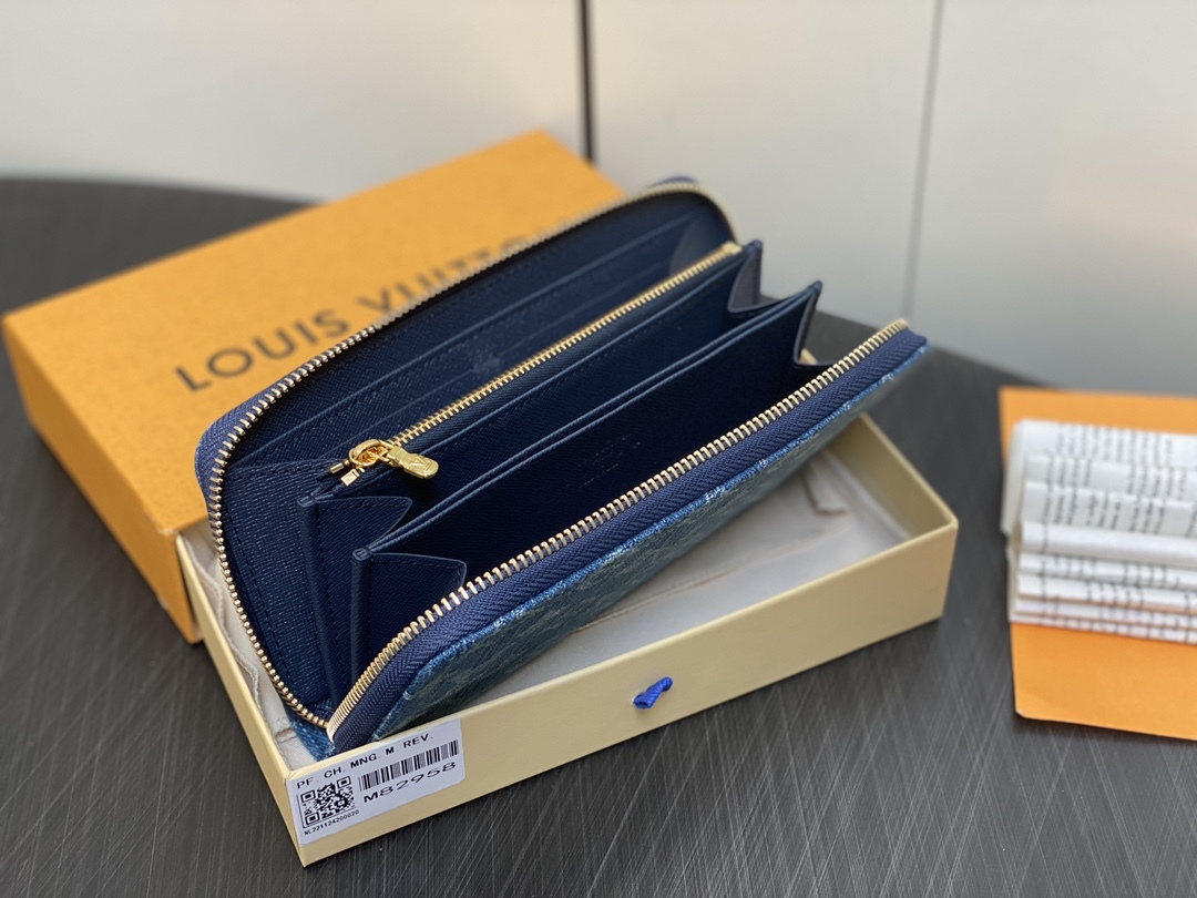 Louis new arrival Zippy Monogram denim wallet size: 19.5*10.5*2.5cm