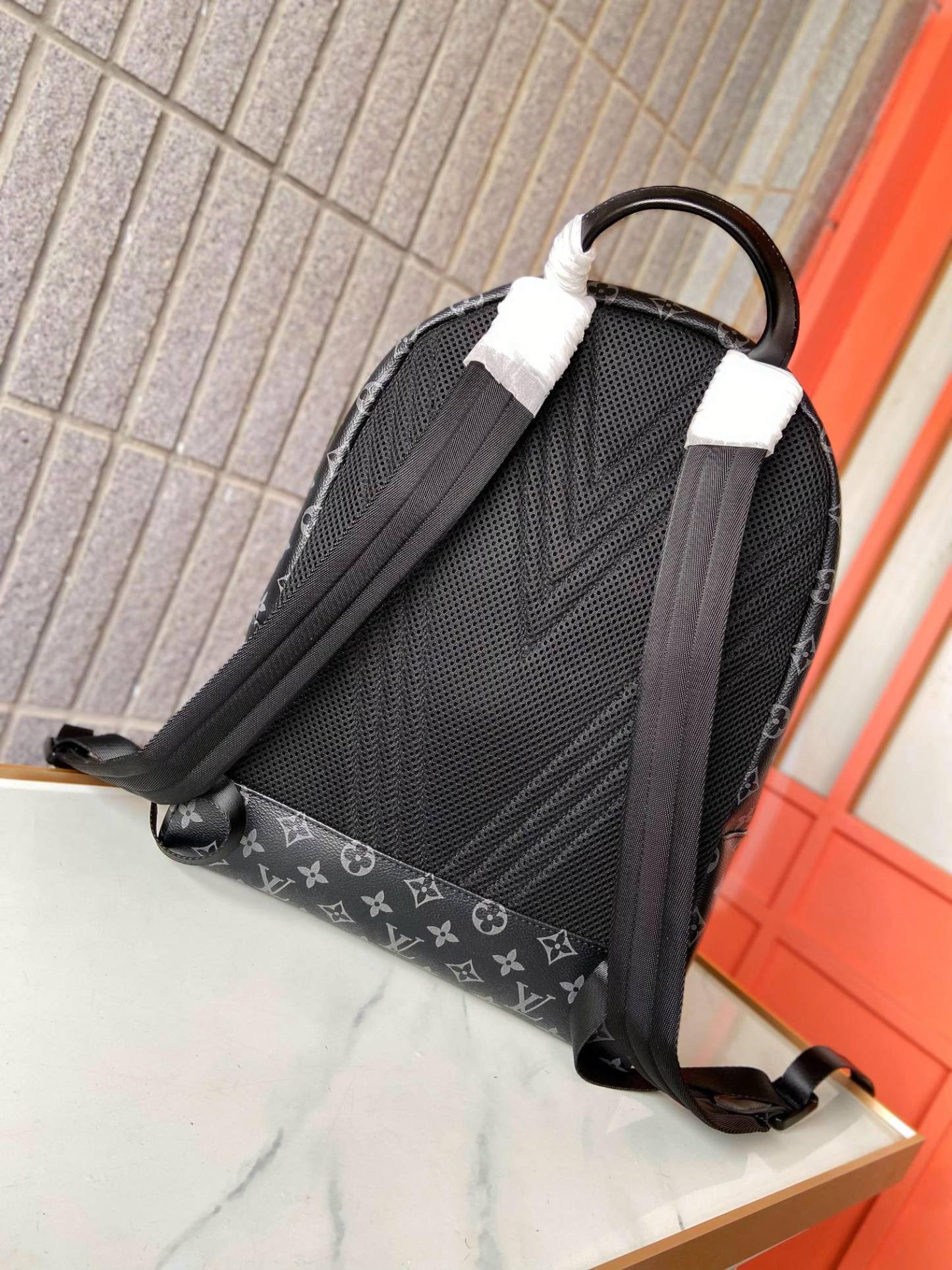 louis-new-arrival-aerogram-backpack-bag-size-43-x-30-x-14-cm-6275