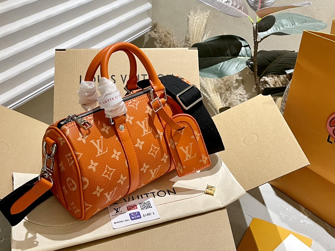 l-keepall-25cm-women-bag-size-25cm-1020