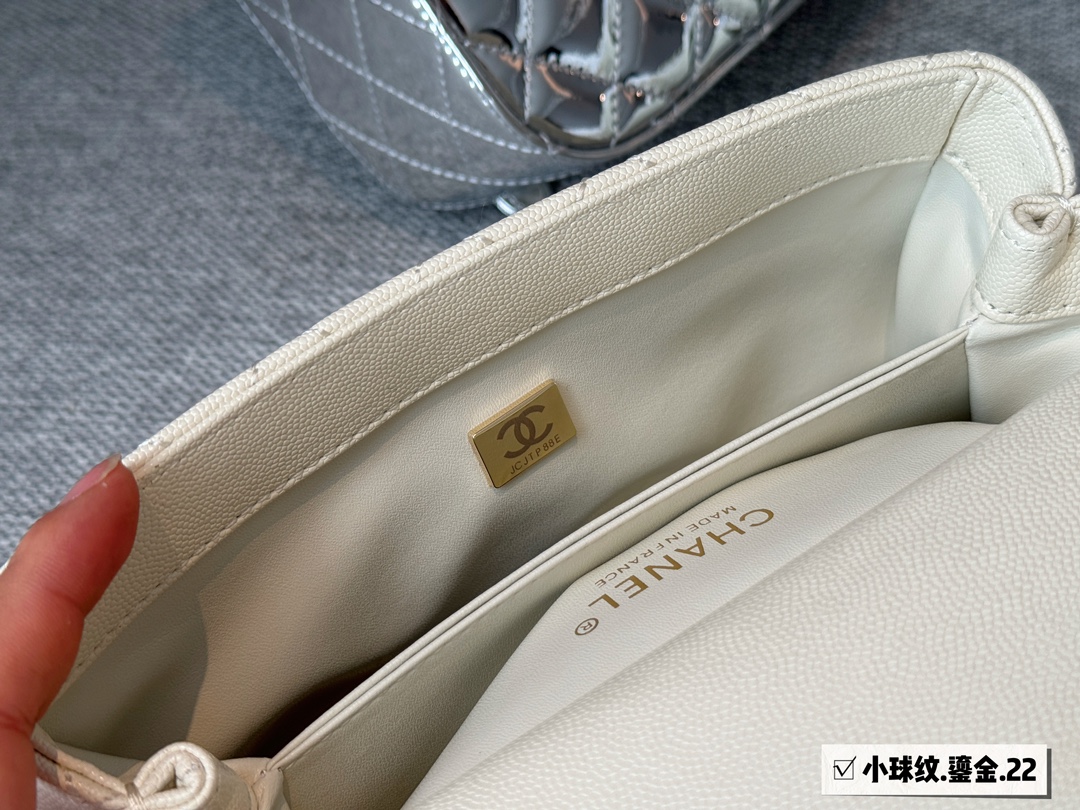 CC new arrival coco handle caviar leather size : 23*13cm