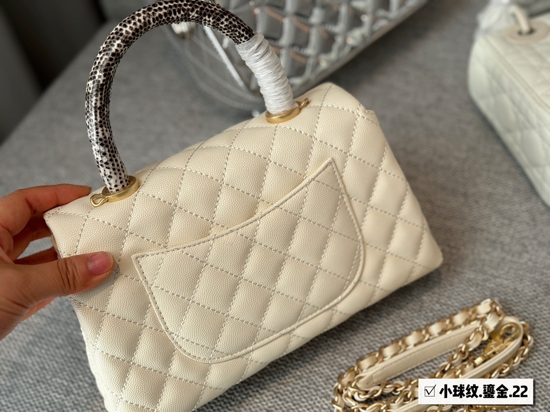 CC new arrival coco handle caviar leather size : 23*13cm