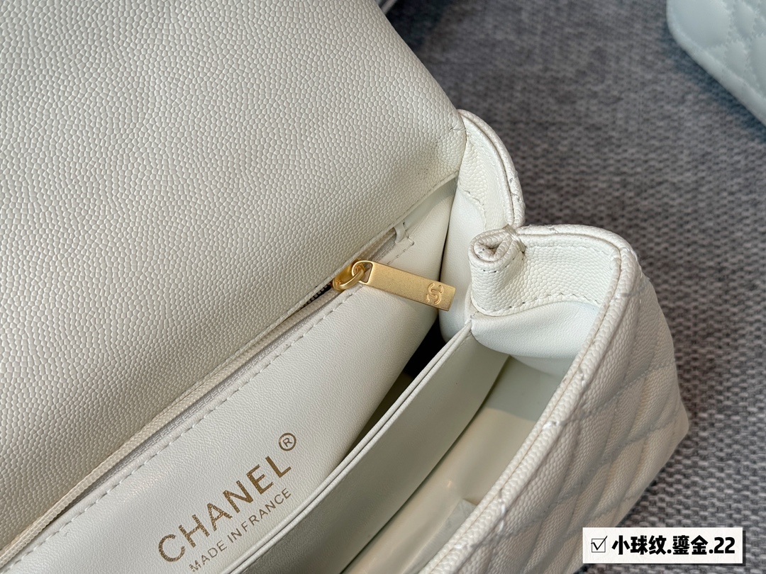 CC new arrival coco handle caviar leather size : 23*13cm