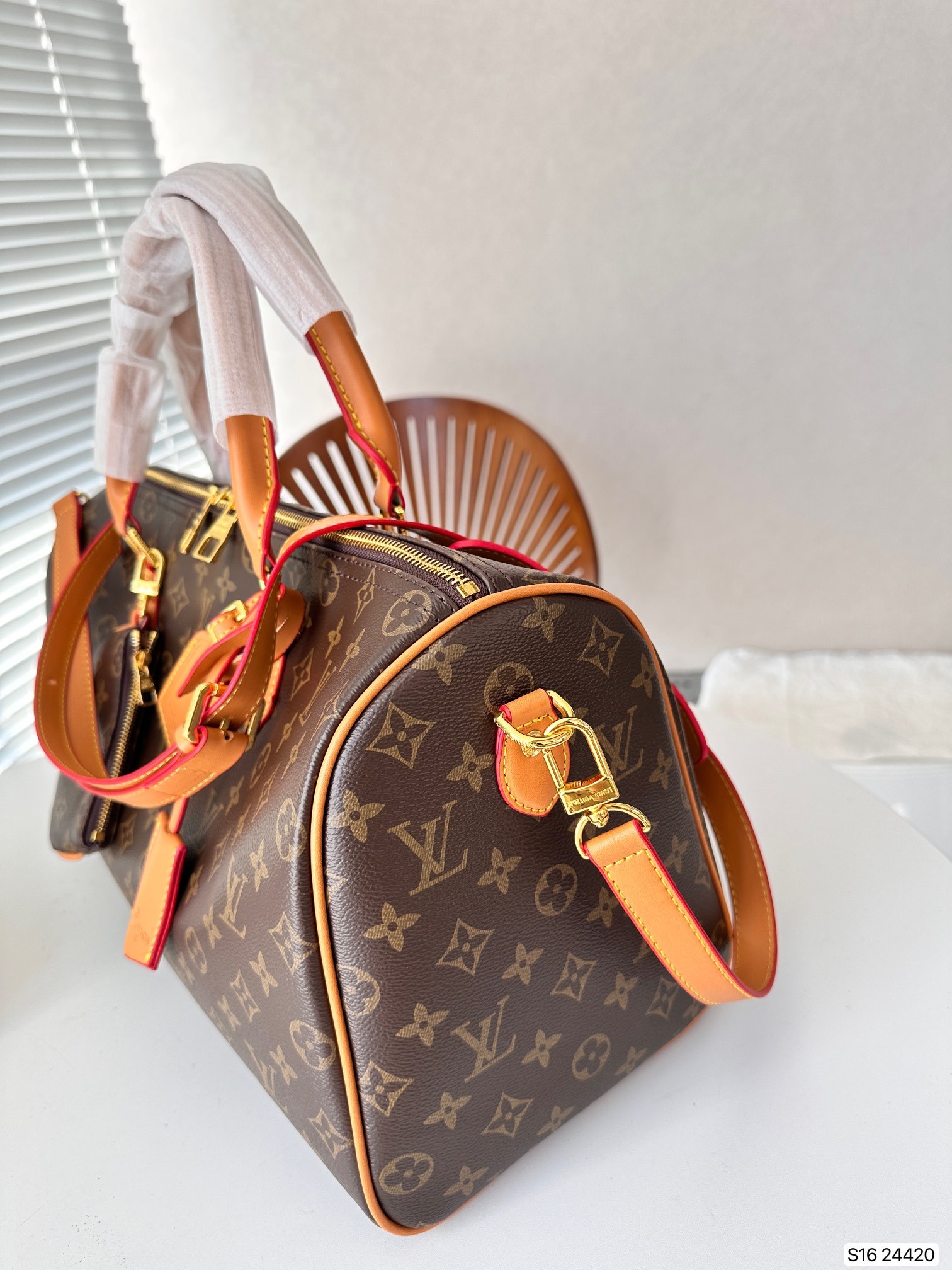 L keepall 40 man and women bag size : 40*22 cm