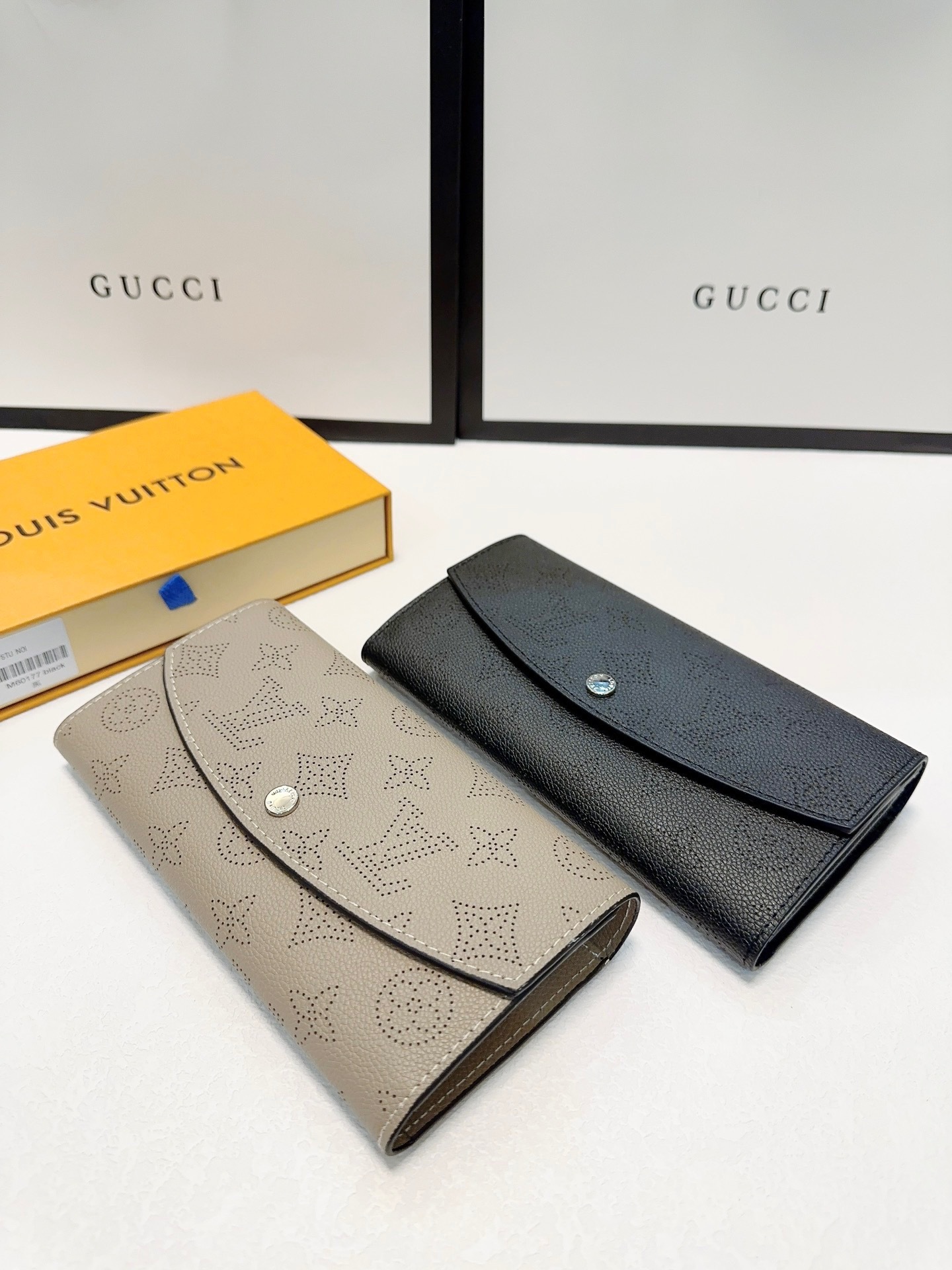 louis-new-arrival-wallet-size-19x10-cm-4295