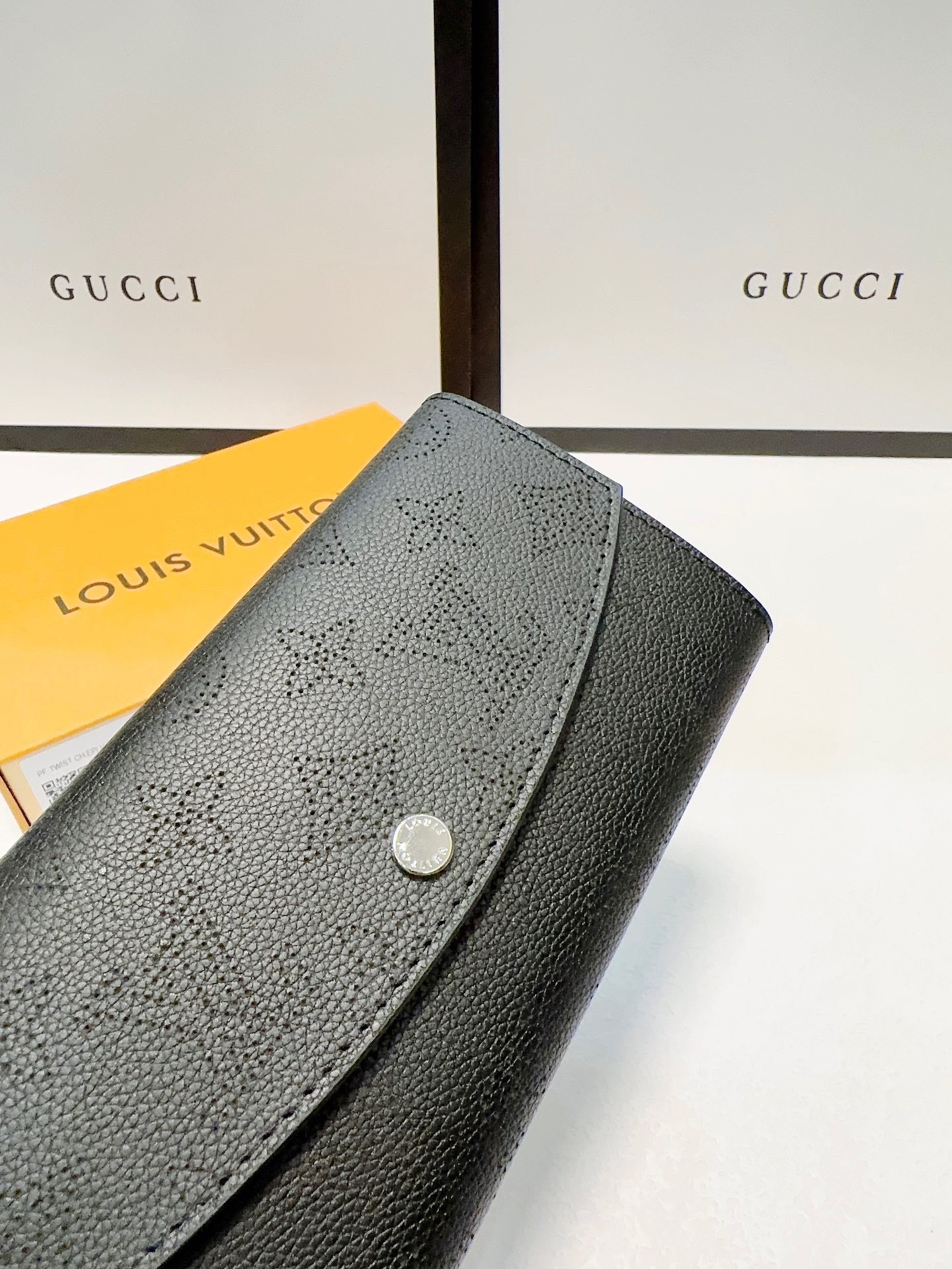 louis-new-arrival-wallet-size-19x10-cm-4295