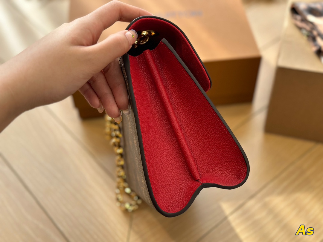 louis-victoire-new-arrival-bag-size-26-15cm-2752