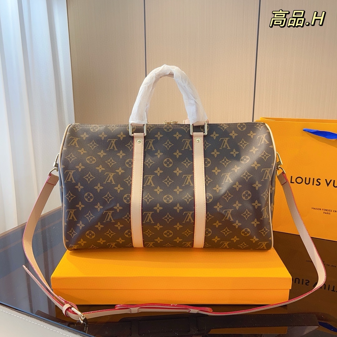 Louis keepall bag size : 45*21*24cm