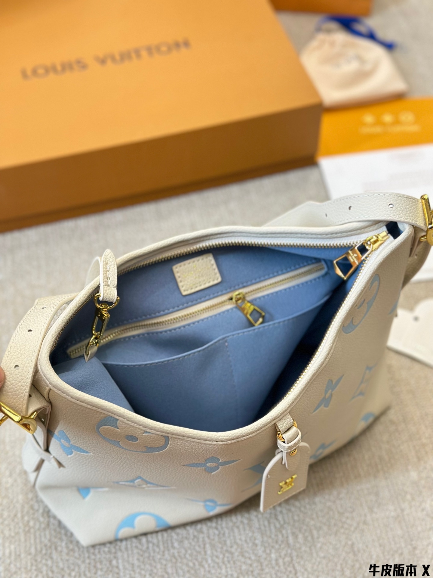 Louis Carryall new arrival size : 30 * 25cm