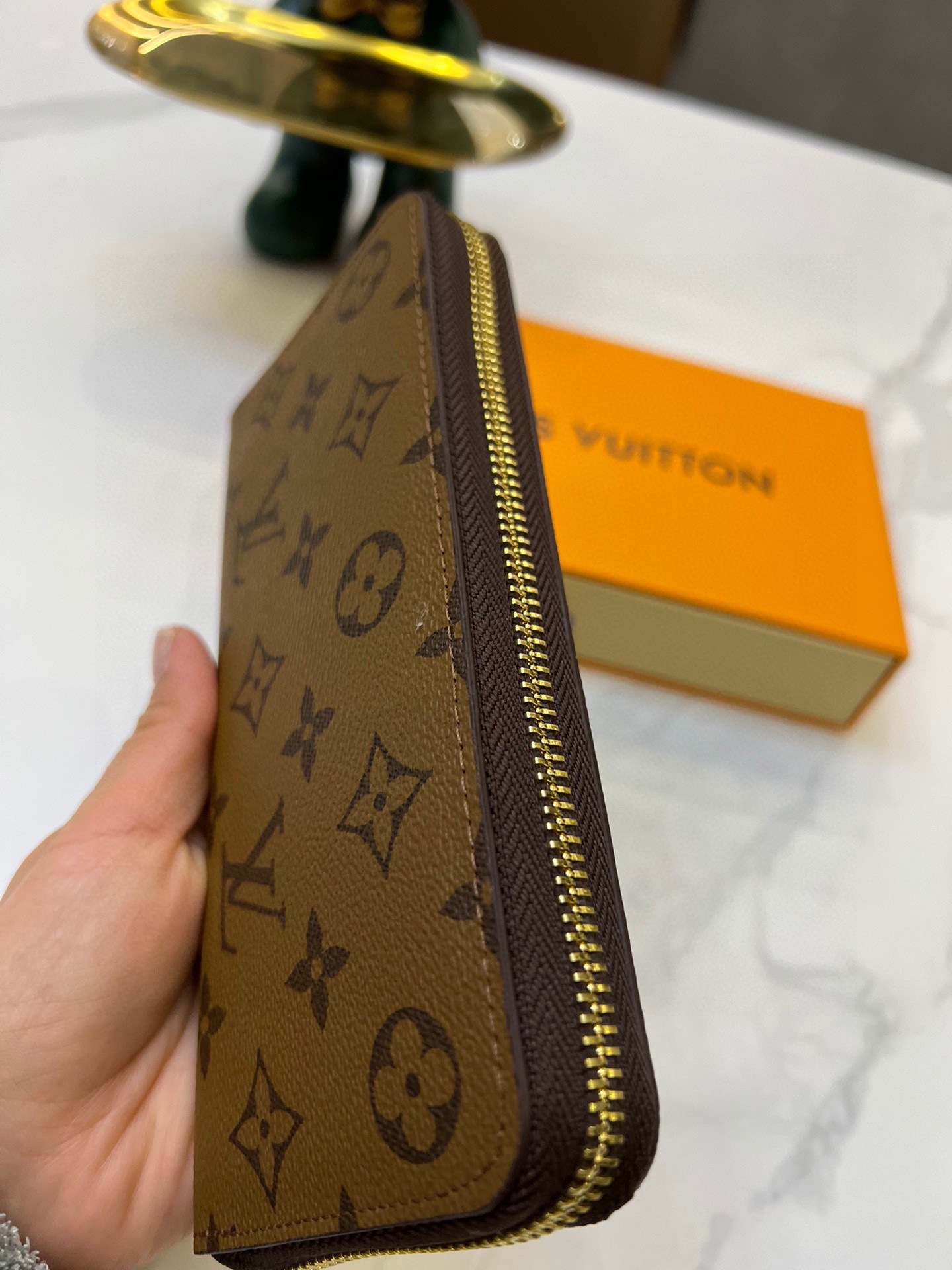 Louis new arrival Monogram Reverse wallet size : 20*9*2cm